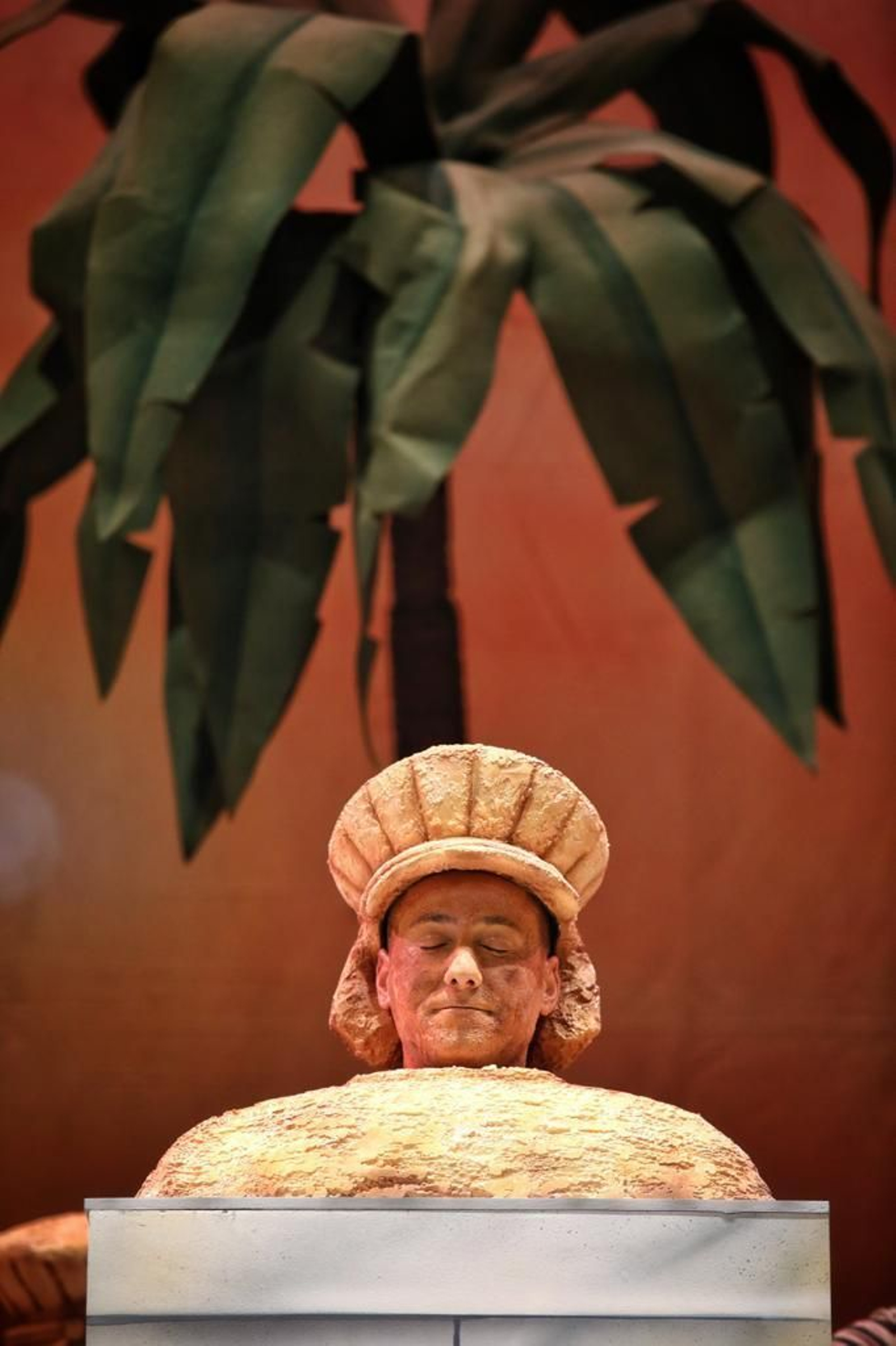 Actuación de la chirigota 'Aquí huele a verdín'.