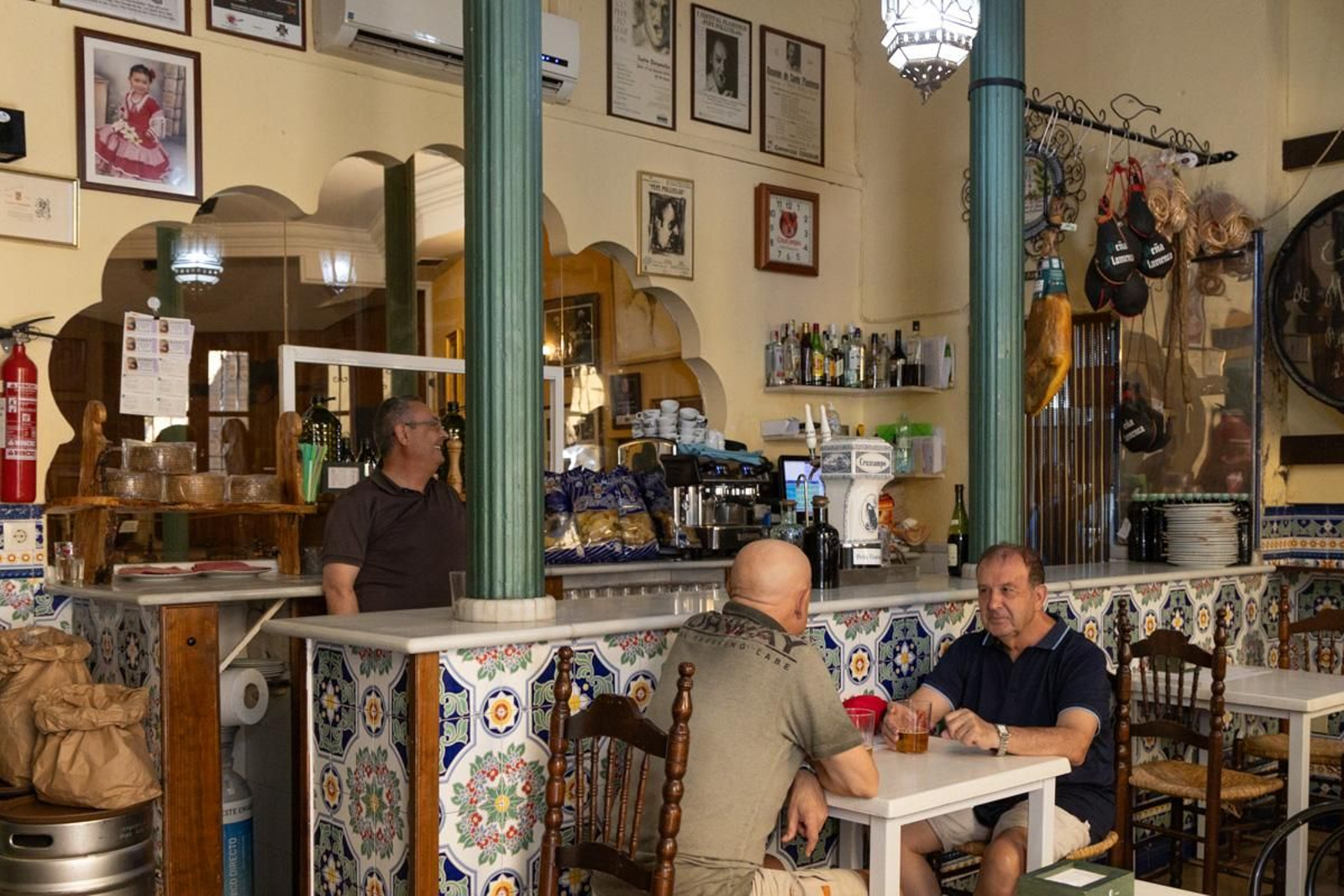 La Peña Flamenca de Jaén lleva 52 años abierta al público en la calle Maestra.
