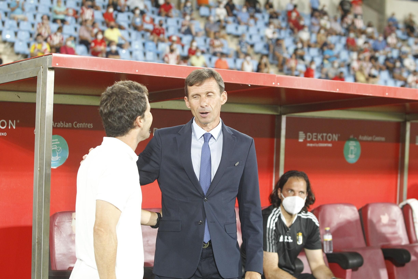 Rubi saluda al Cuco Ziganda.