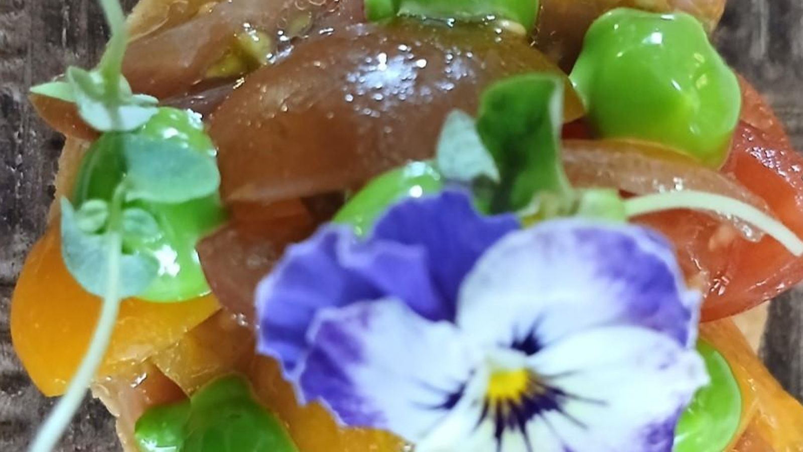 Talo de tomate de Eneko Atxa