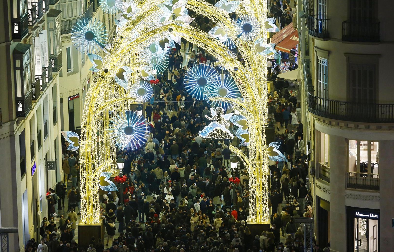 Las luces de Navidad vuelven a brillar en Málaga