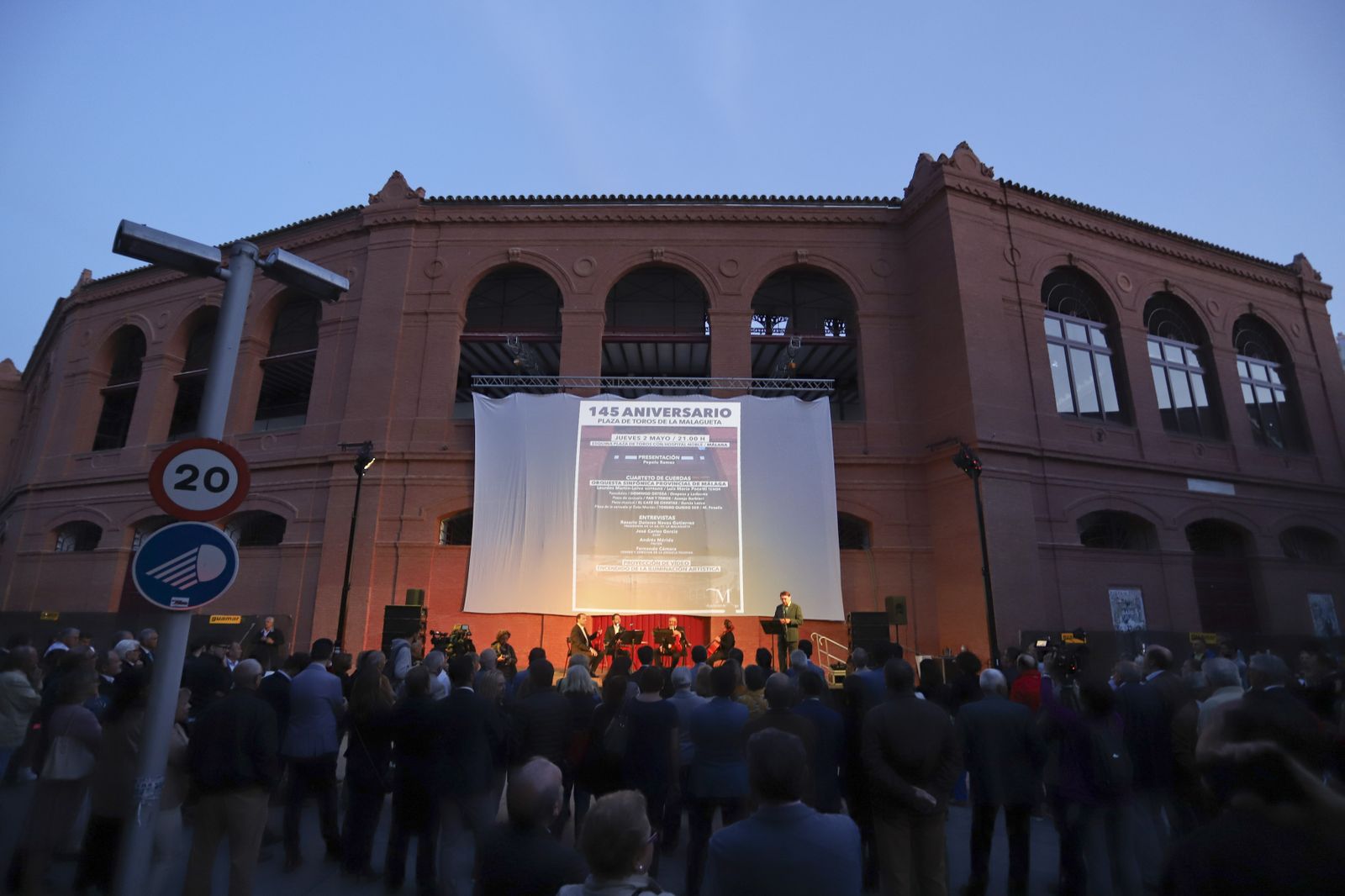 Las fotos de la plaza de toros de La Malagueta con su nueva iluminación