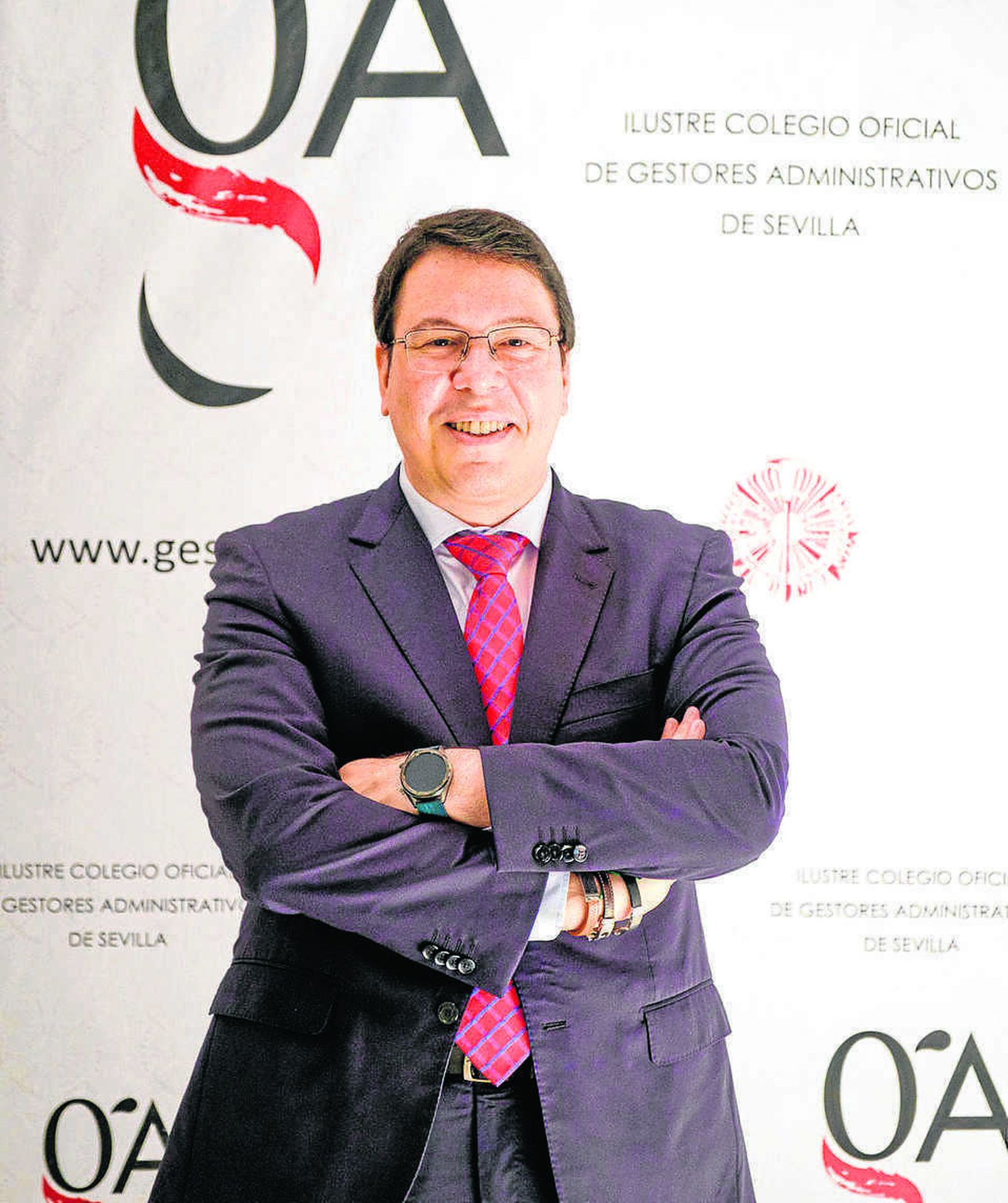 El presidente del Colegio Oficial de Gestores Administrativos de Sevilla, Javier Corral.