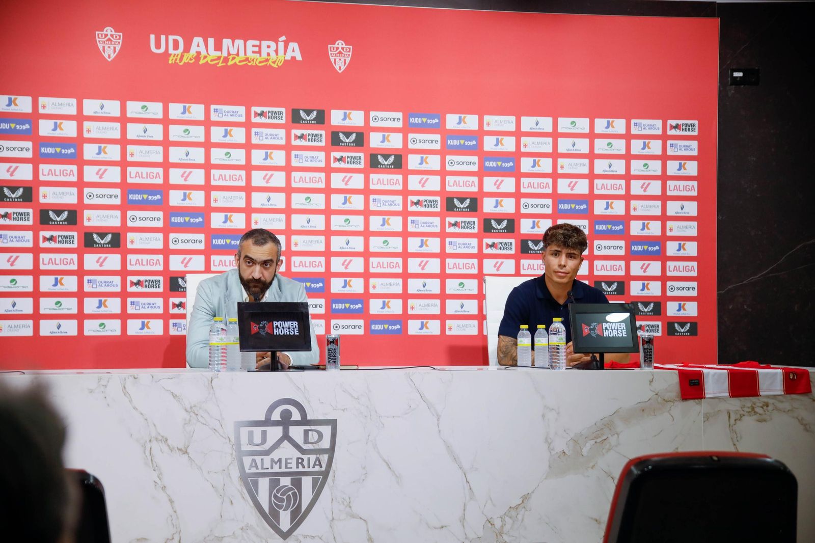 Presentación de Nico Melamed como nuevo jugador de la UDA, en imágenes