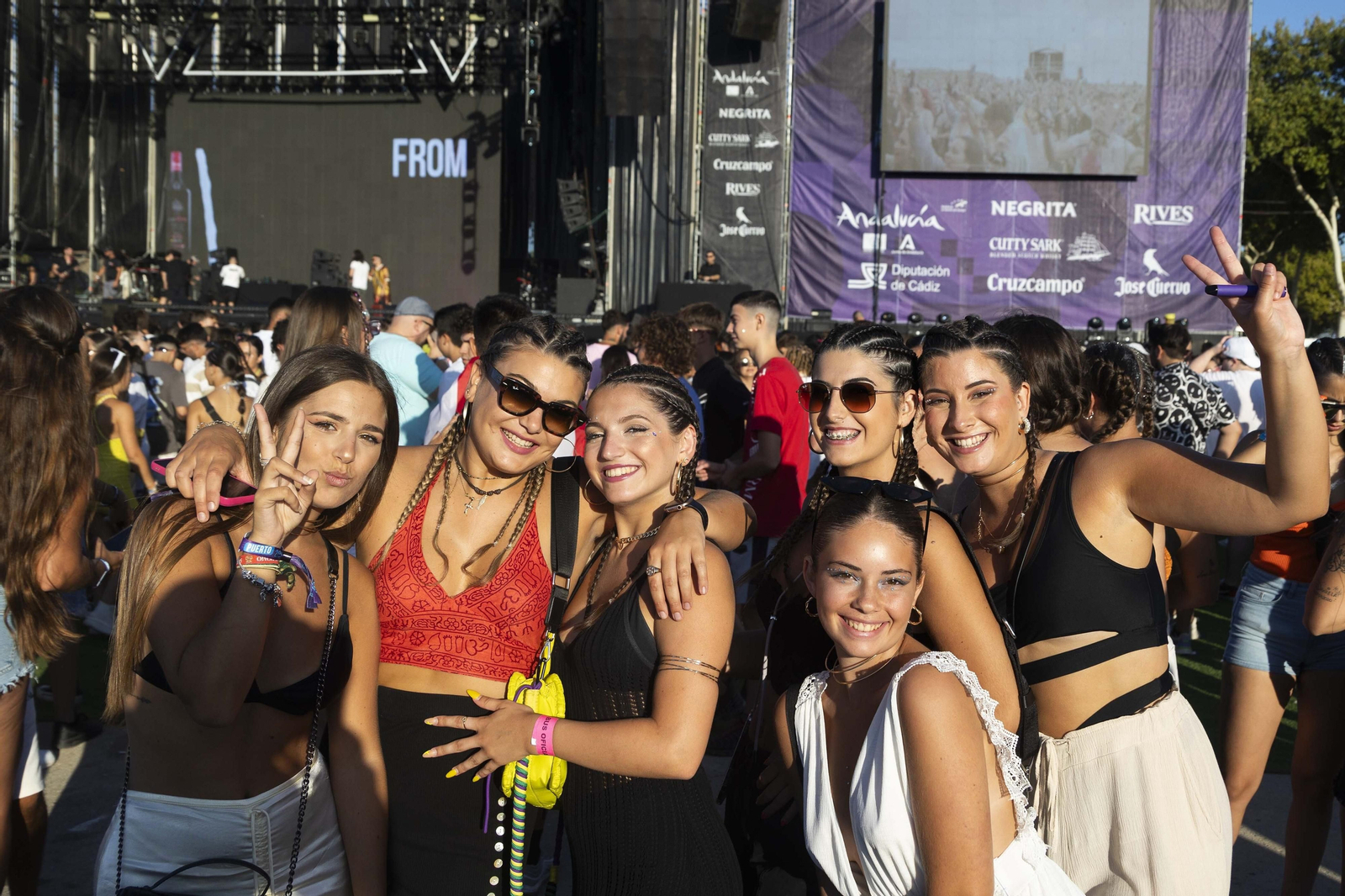 Búscate en las imágenes de la inauguración del Puro Latino Fest en El Puerto