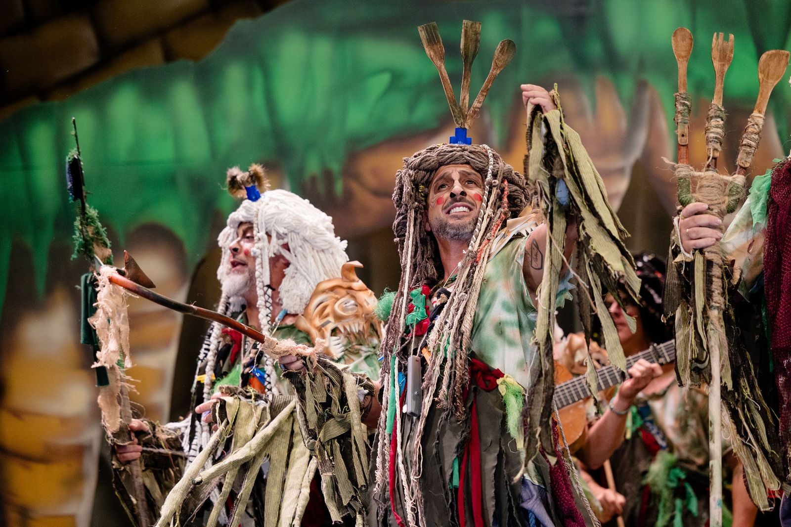 La chirigota 'Los cadisapiens' en su pase de cuartos de final