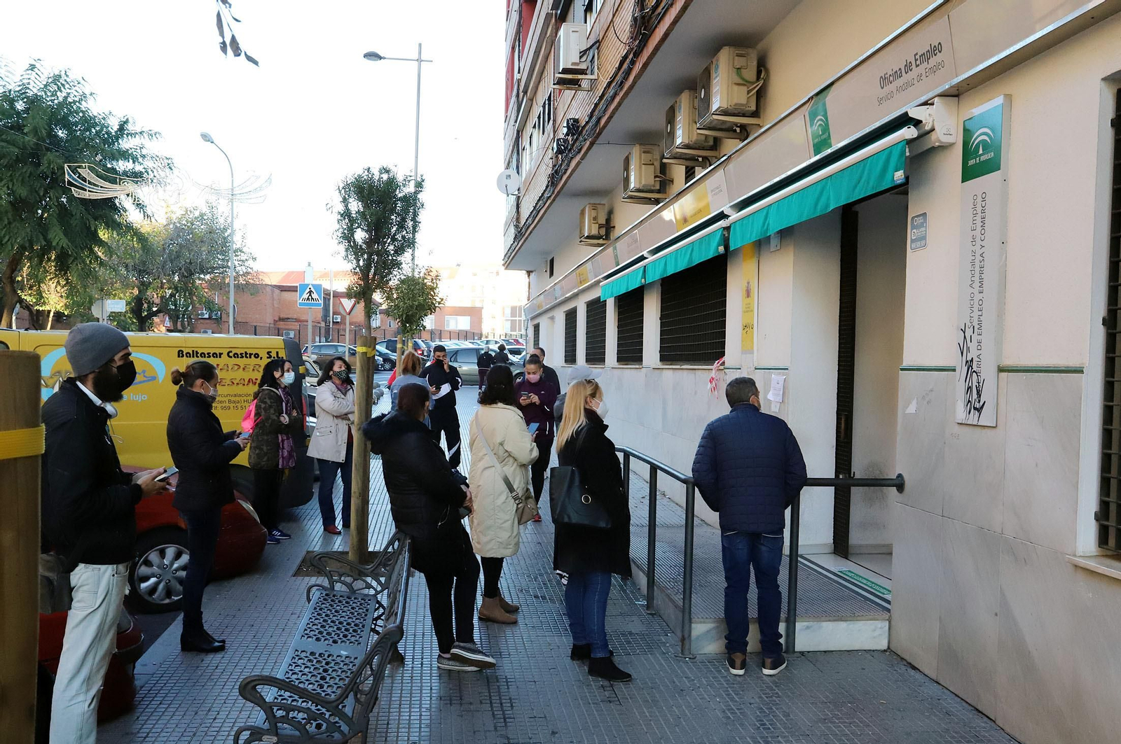 Una de las oficinas del SAE en la capital onubense.