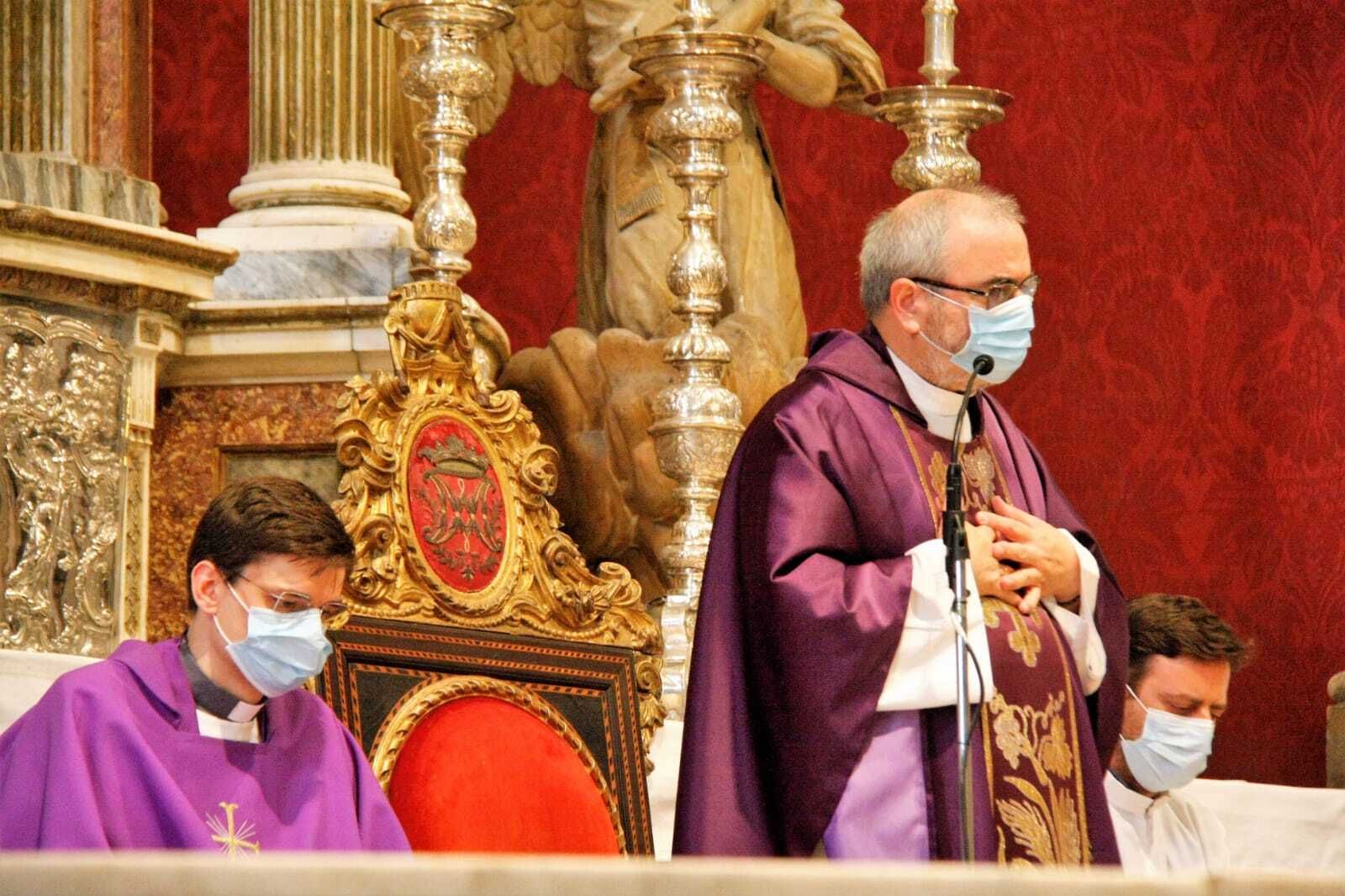 Misa en la Basíica de Los Milagros por las víctimas del coronavirus