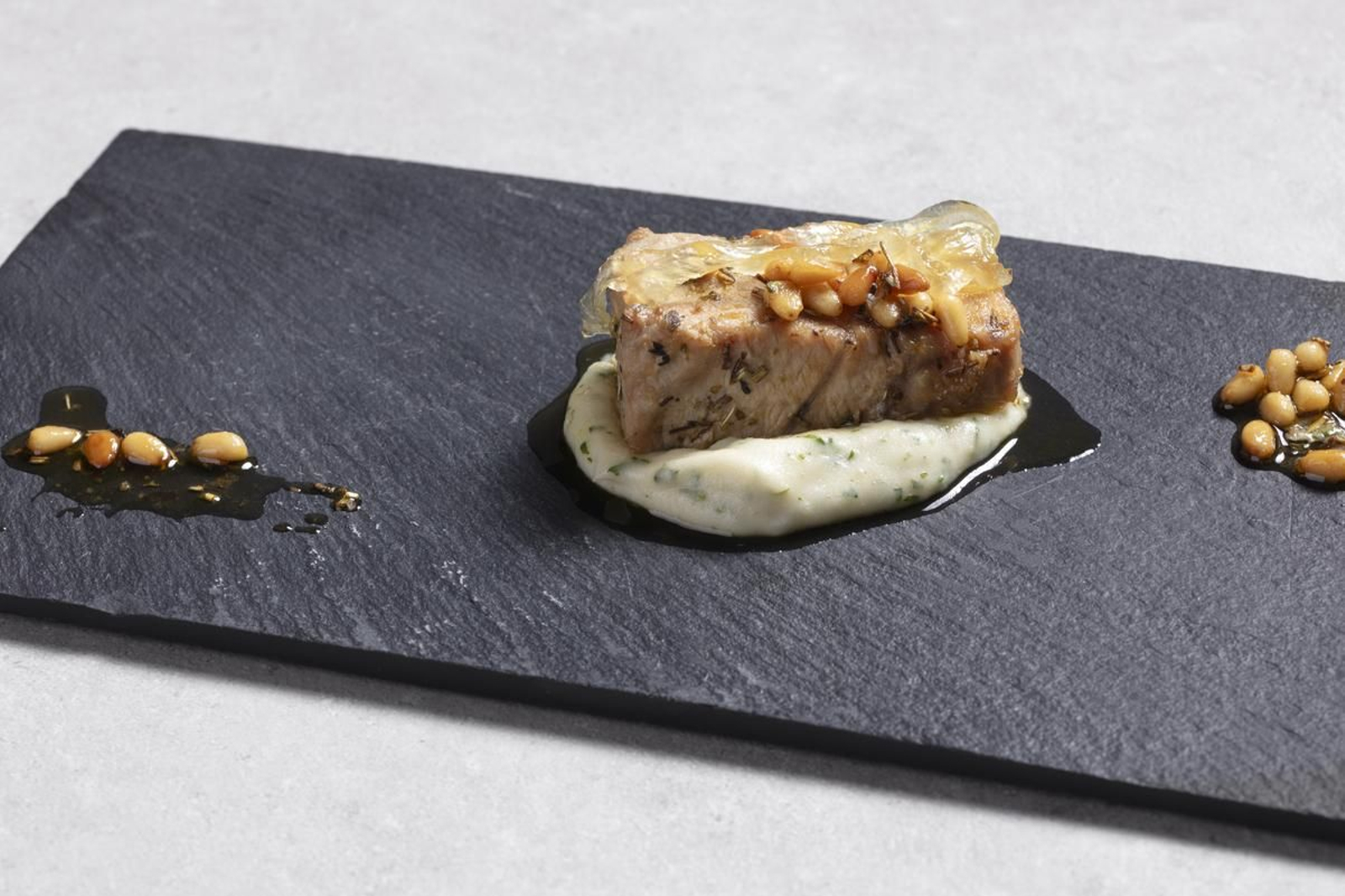 Así de irresistibles son las tapas de la Ruta del Atún de Barbate: Bares y restaurantes donde saborear el mejor atún