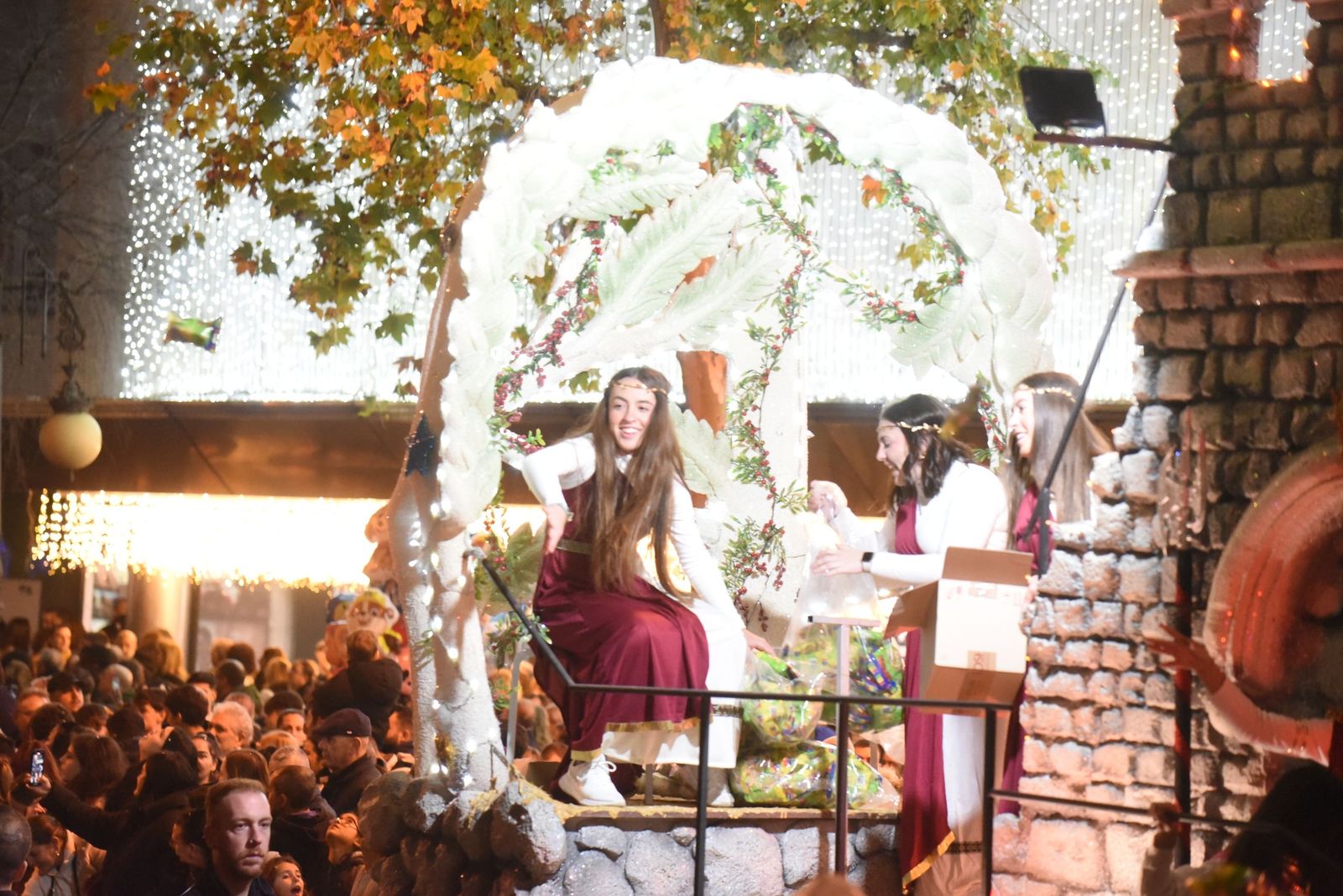 La ilusión se extiende por Córdoba en una mágica cabalgata de Reyes