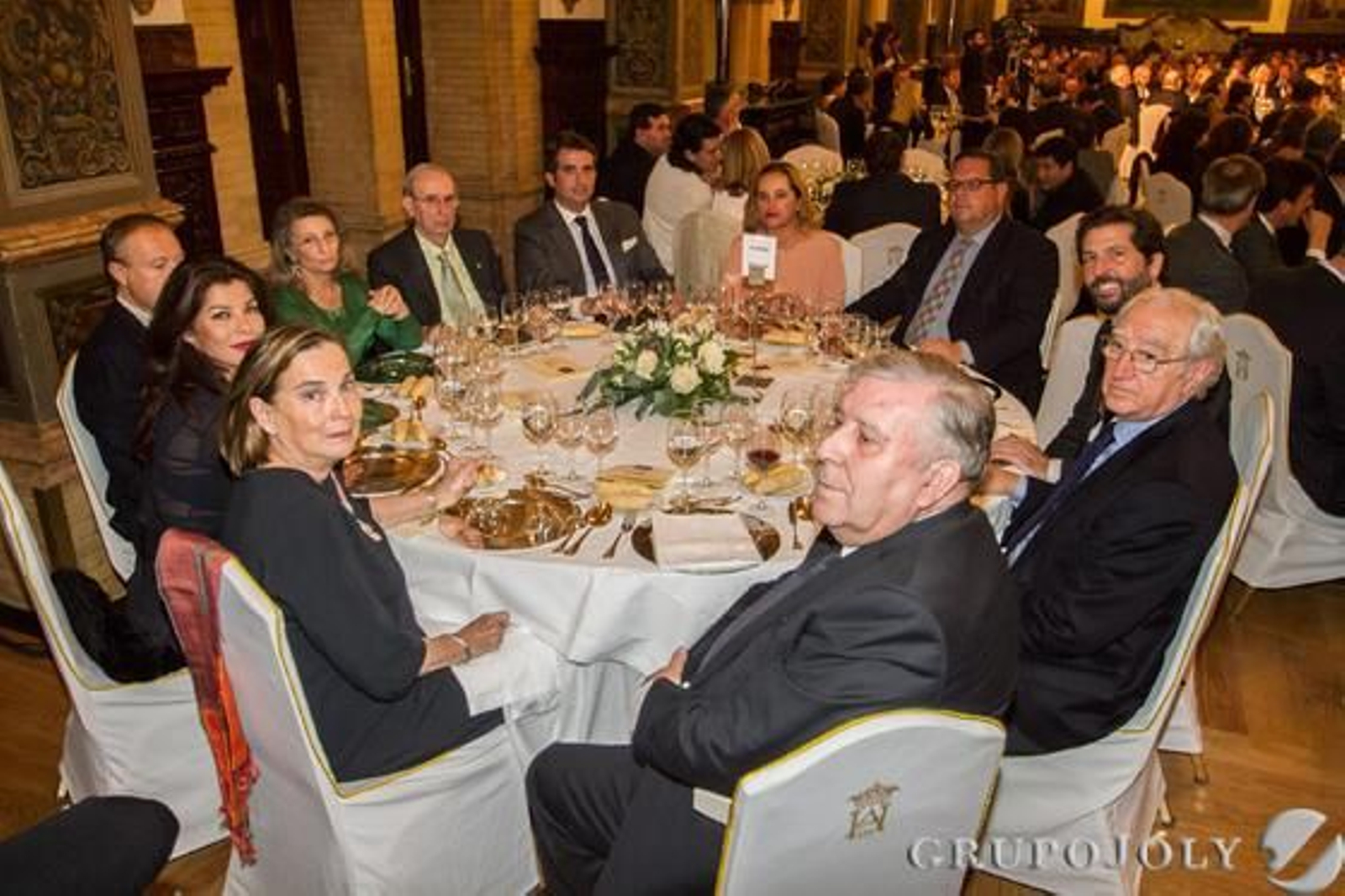 Isabel López, Mar Díaz, José Luis Vázquez, Cristina Heeren, José María López, Antonio López Puerta, Mercedes Montellanos, Ángel Laffón, Alfonso Pérez, Javier Lasarte y Antonio Alfonso Pérez.