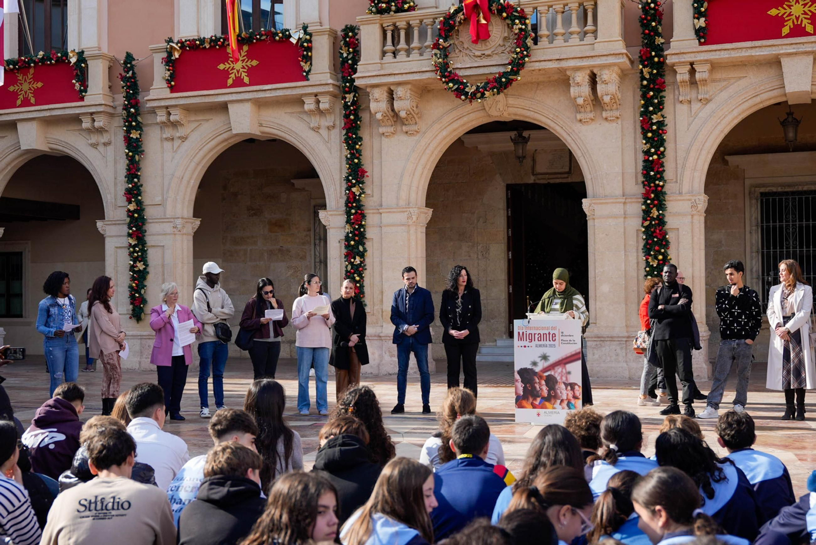 Almería reivindica la diversidad en el Día Internacional del Migrante, en imágenes