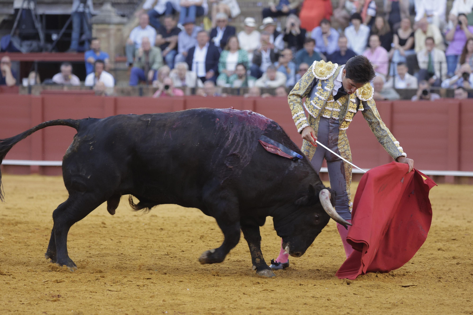 Las imágenes de la tercera de abono en la Maestranza de Sevilla