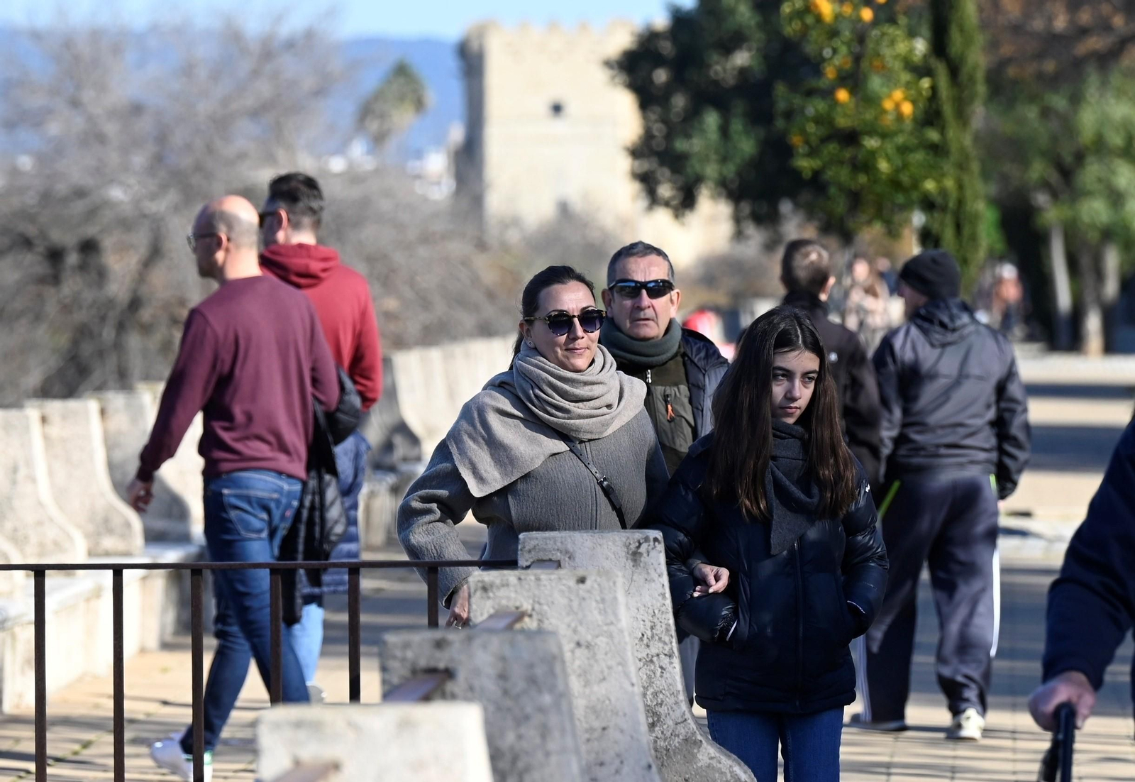 Los cordobeses salen a la calle en el primer día de 2025, en imágenes