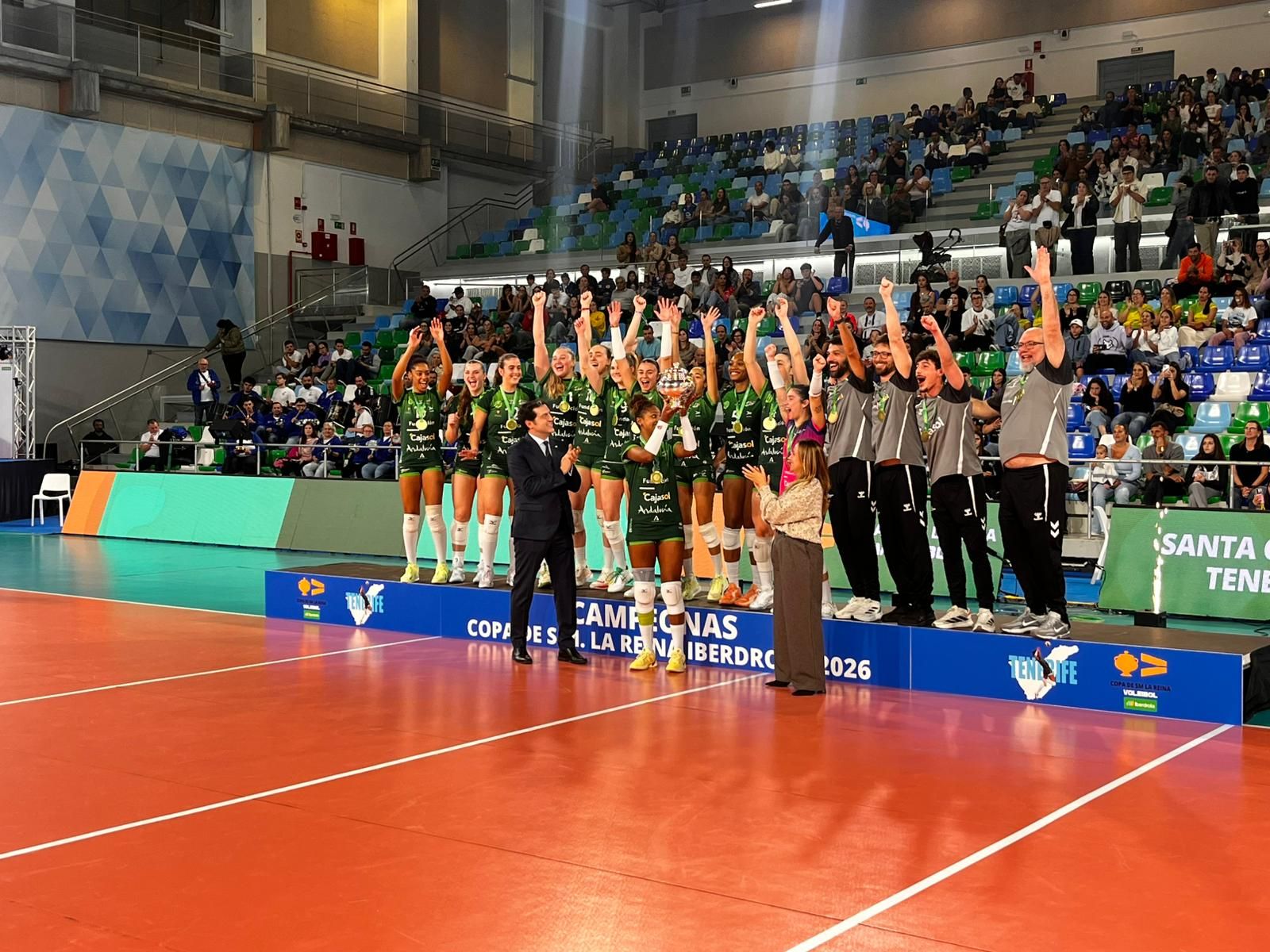 Las fotos del título del Fundación Cajasol Andalucía