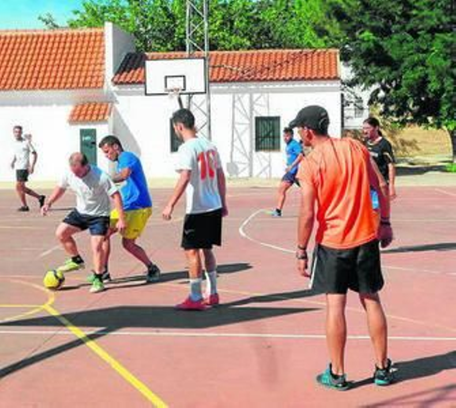 Uno de los partidos disputados en el torneo de Corteconcepción.