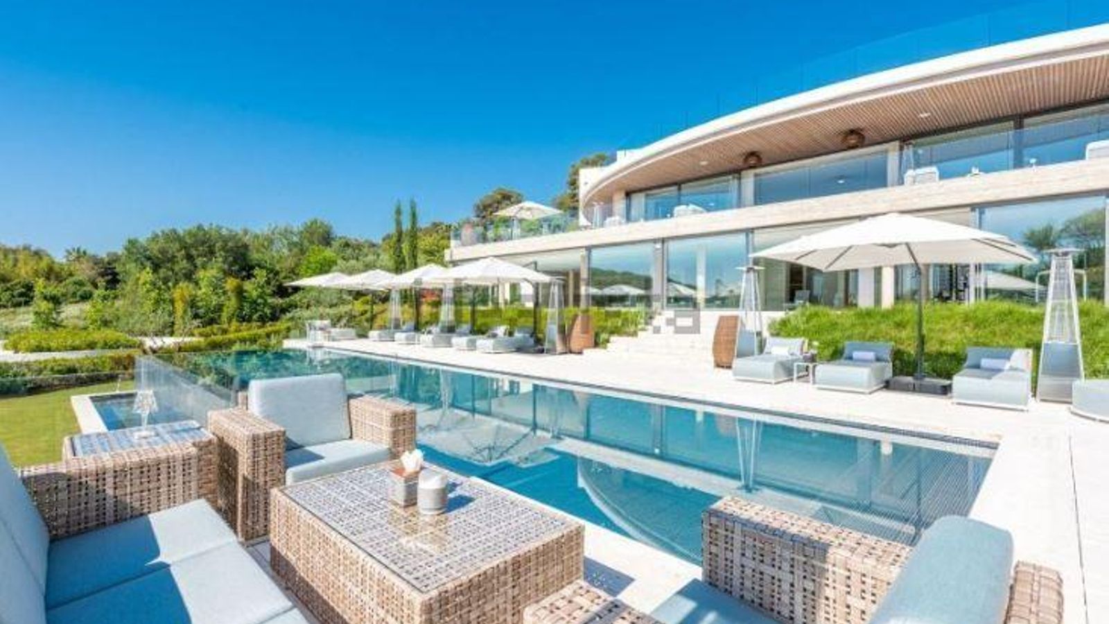 Vista exterior de la vivienda.