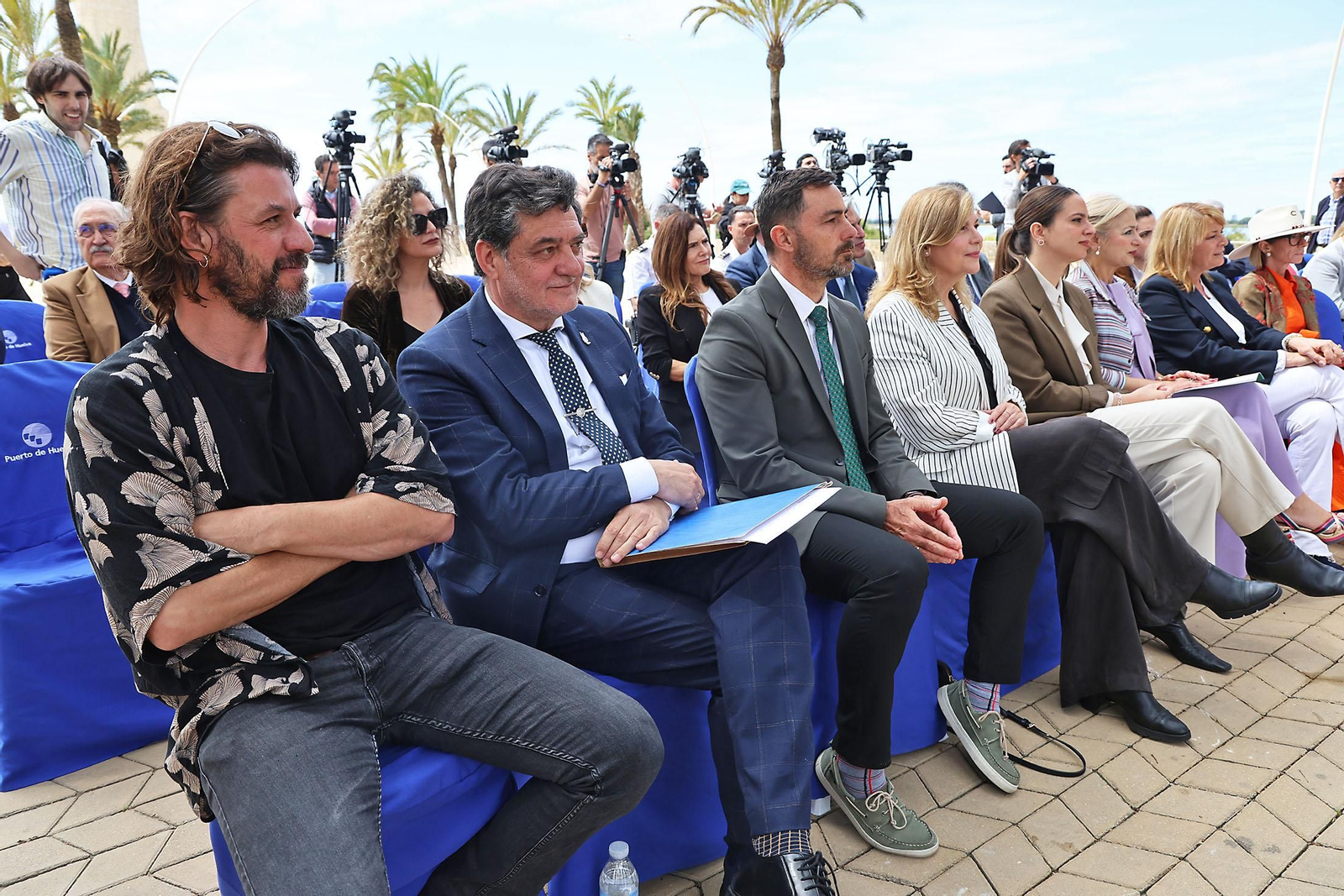 Las imágenes de la inauguración de la escultura a Miss Whitney