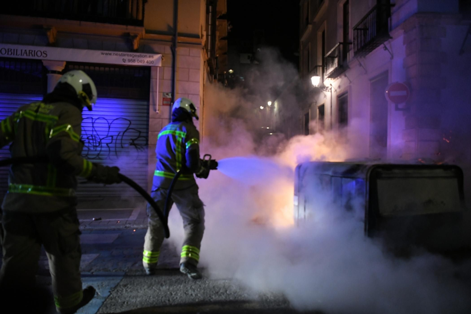 Fotos: Altercados y disturbios por la manifestación de Pablo Hasél en Granada