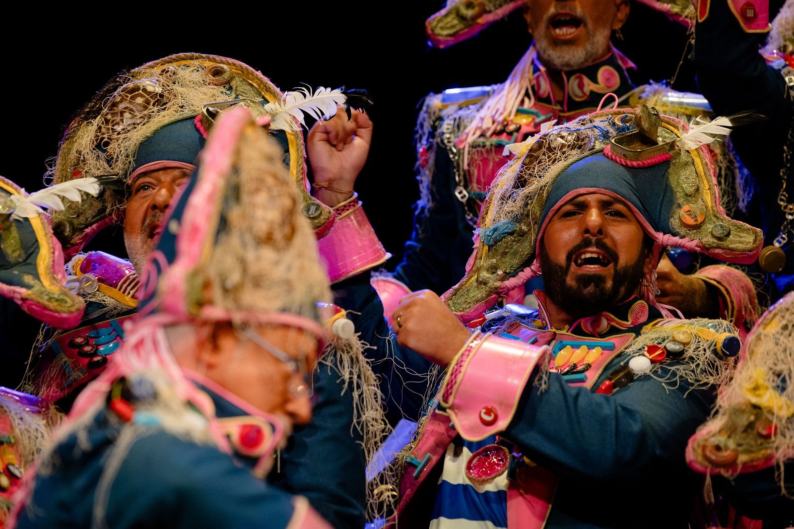 Búscate entre las mejores imágenes de la sexta sesión de cuartos de final del COAC 2026