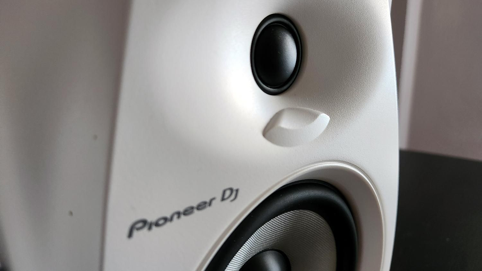 Altavoces Pioneer DJ DM-50D