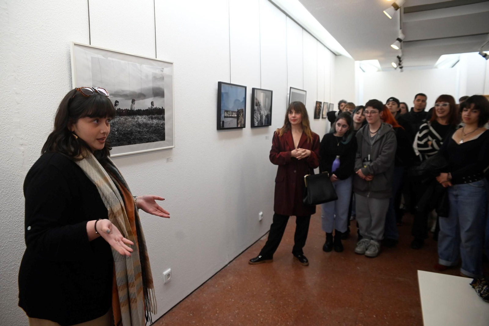 La exposición de fotografía del alumnado de la Escuela de Arte Mateo Inurria, en imágenes