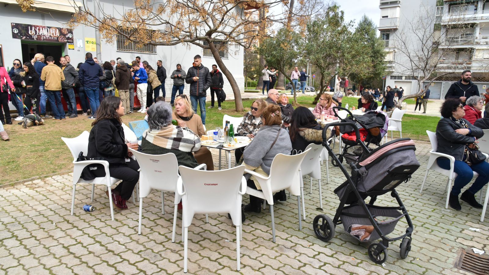 Las fotos de la mejillonada Popular en San José Artesano