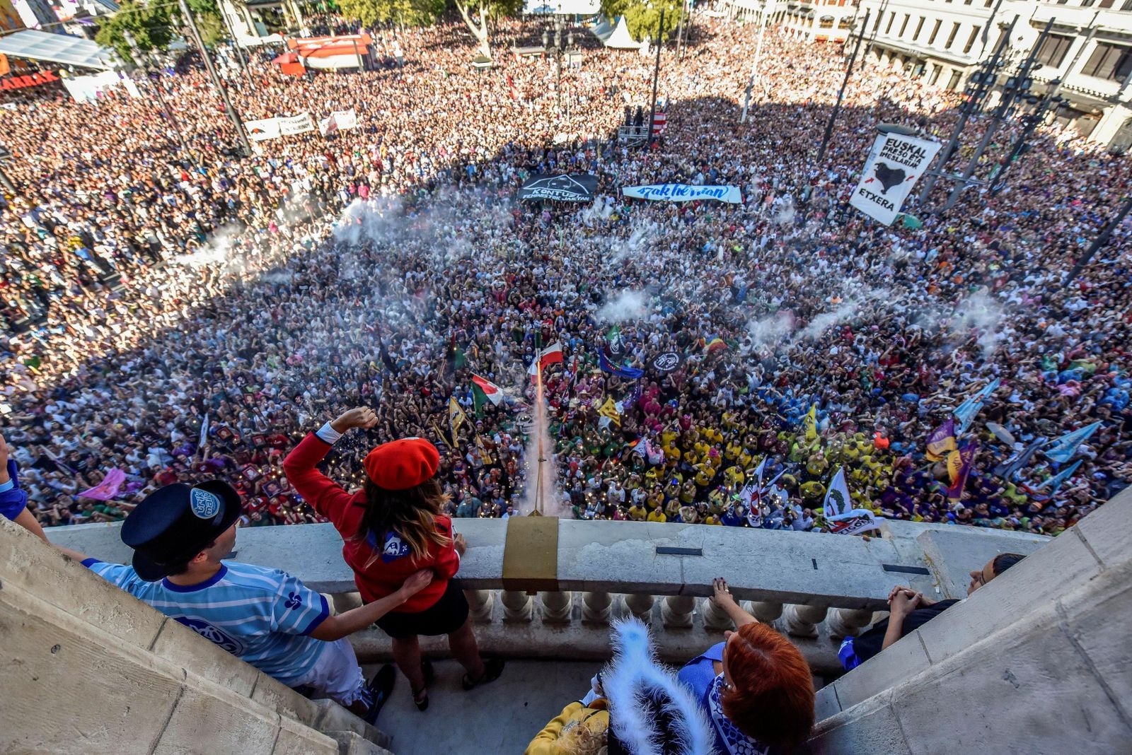 Un momento de la inauguración de las fiestas de Bilbao