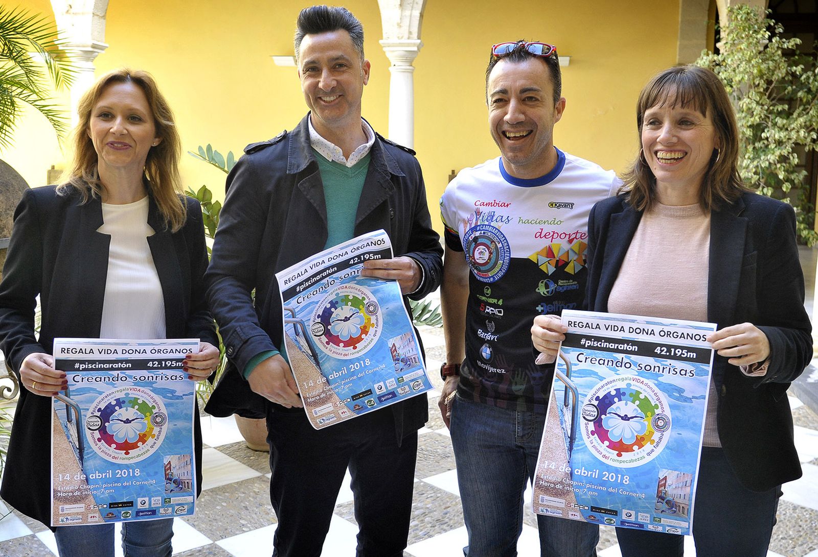 Laura Álvarez, ayer en el Ayuntamiento con Humberto Otero, Silvia Reina y José Carlos Robles.