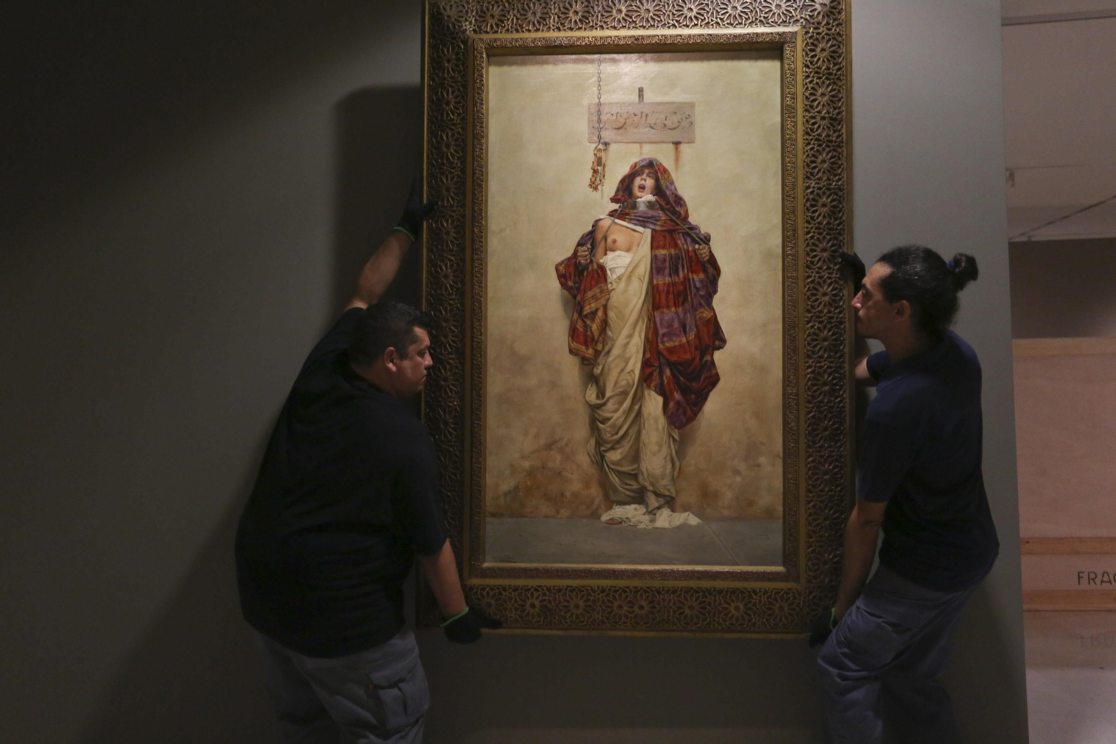 Fotos del montaje de la nueva exposición del Museo Carmen Thyssen