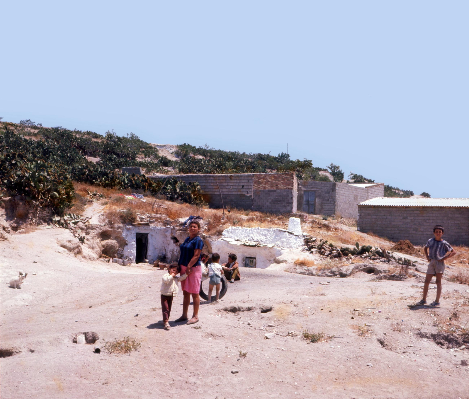 Cuevas de San Francisco en 1975.