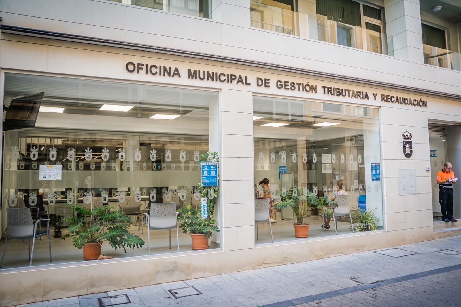 Oficina roquetera de gestión tributaria y recaudación.