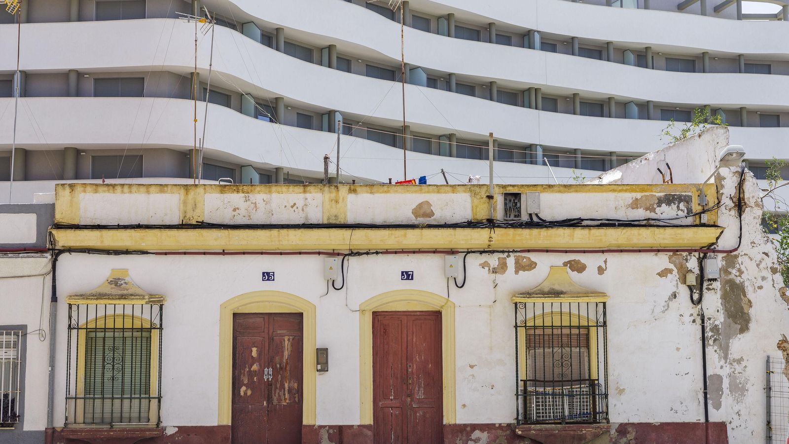 Una de las viviendas bajas.