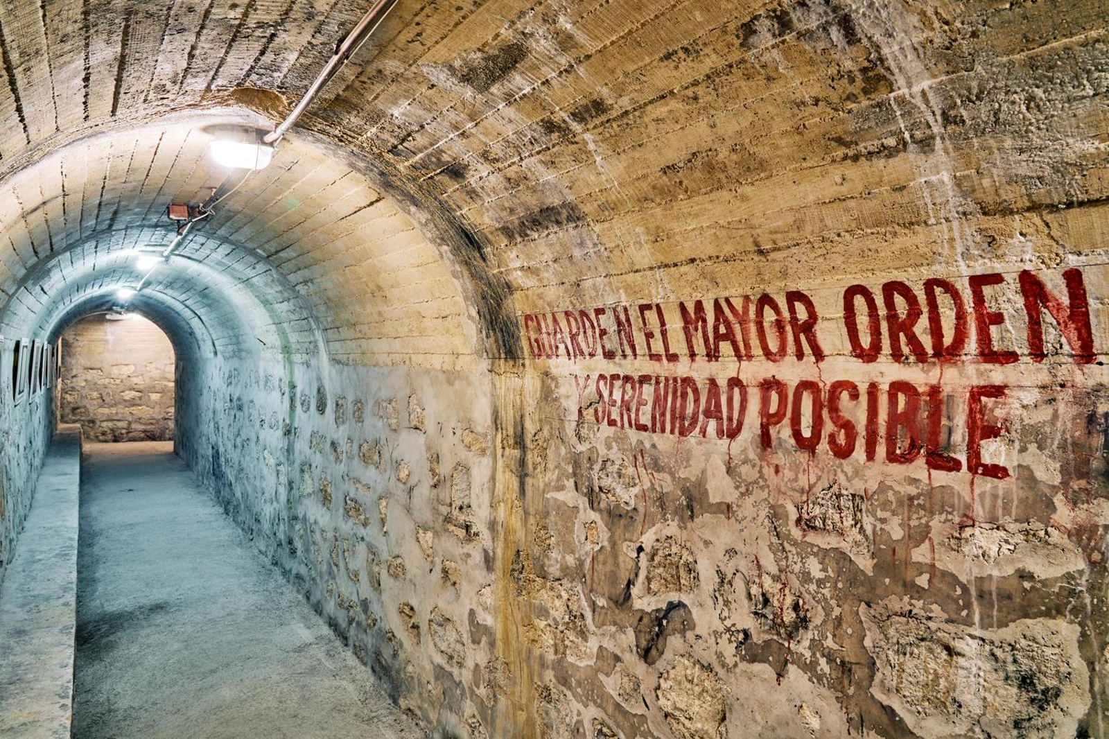 La visita no es apta para personas con claustrofobia dada la estrechez de las galerías.