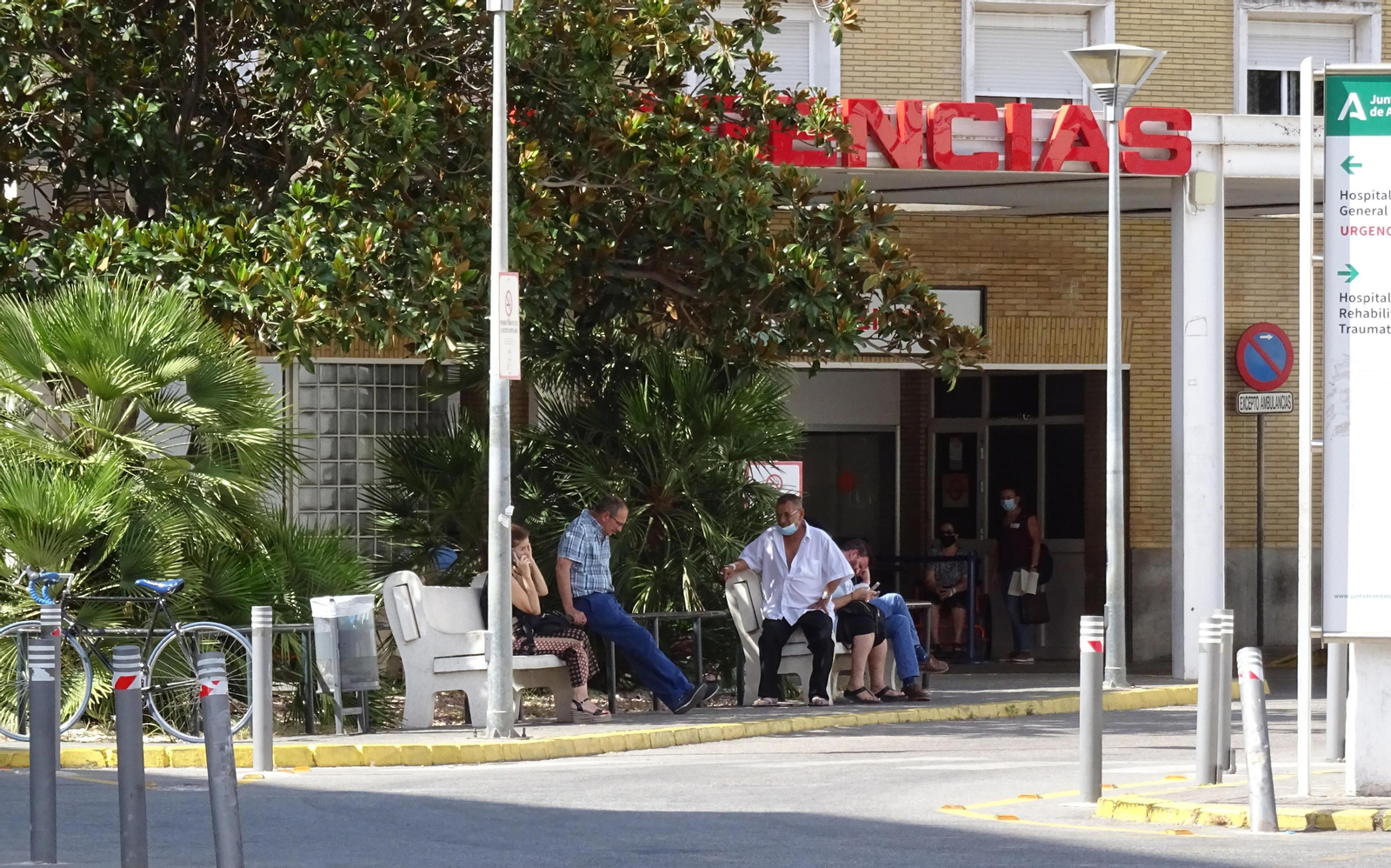 Accesos a las Urgencias del Hospital Virgen del Rocío.