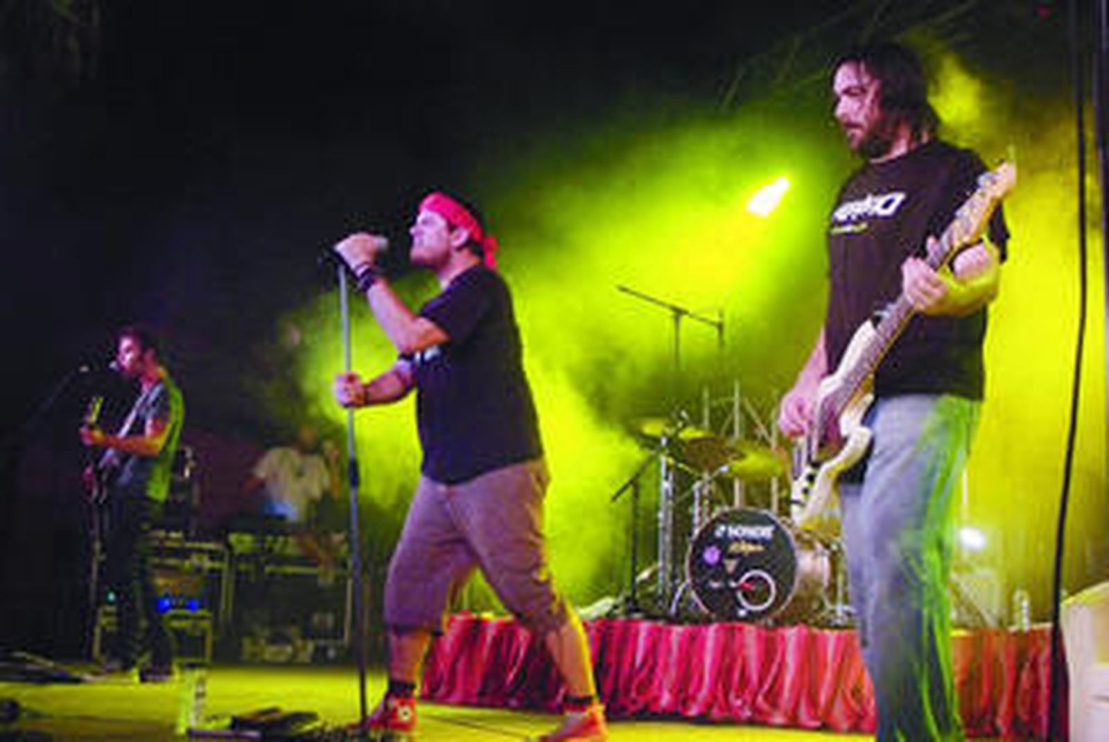 Despistaos durante el gran concierto ofrecido el viernes en Roquetas.