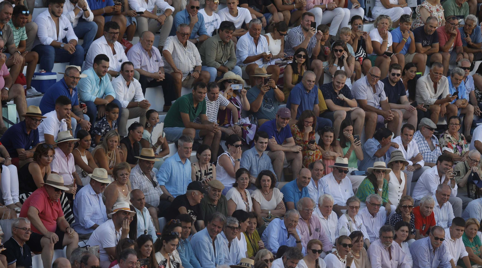 Búscate durante la corrida del sábado en la Feria Real de San Roque 2024