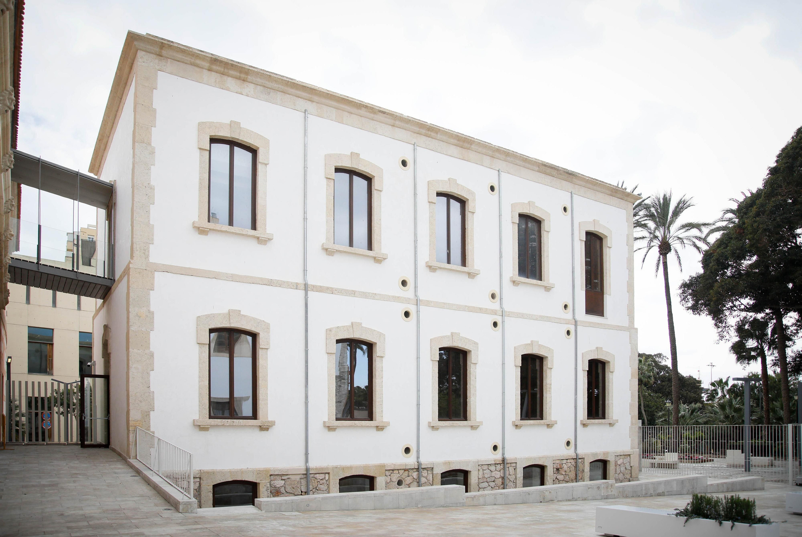 Imágenes de la entrevista realizada al director del Museo del Realismo Español Contemporáneo MUREC