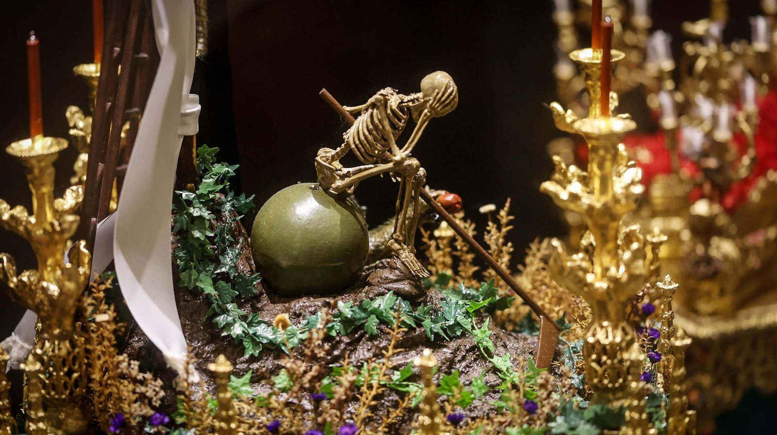 Ya puede verse 'Semana Santa en miniatura' en los claustros de Jerez