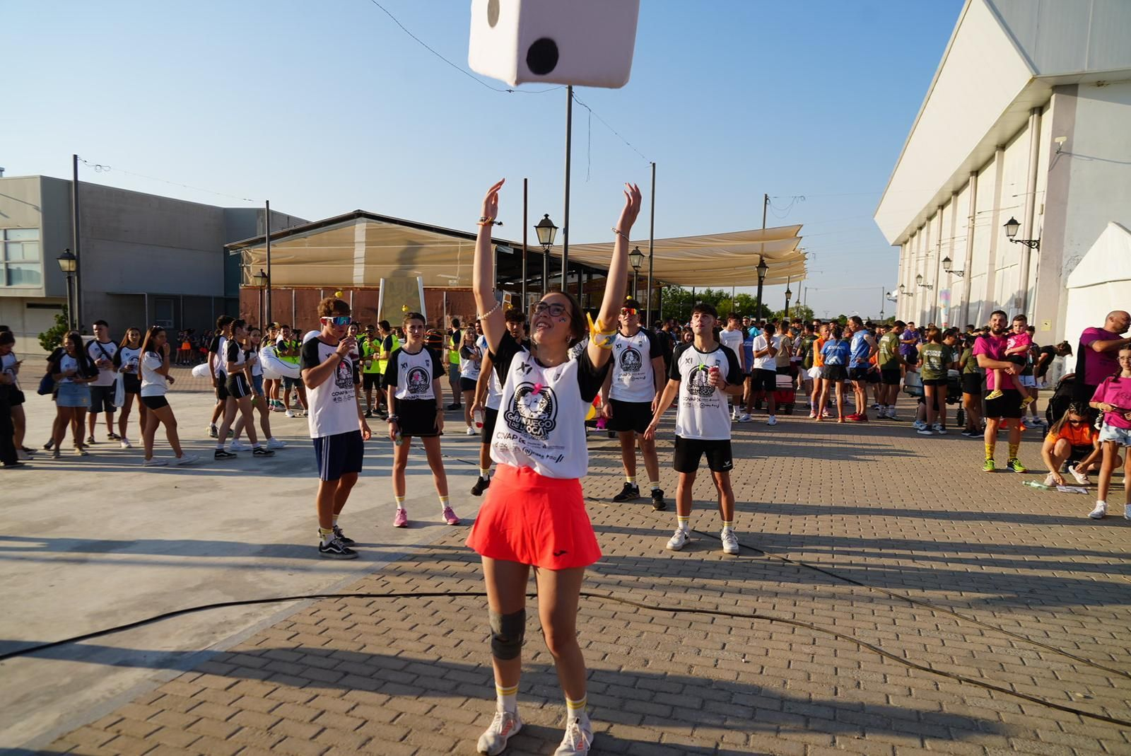 Las imágenes del Gran Juego de la Oca de Dos Torres: diversión y el mejor ambiente