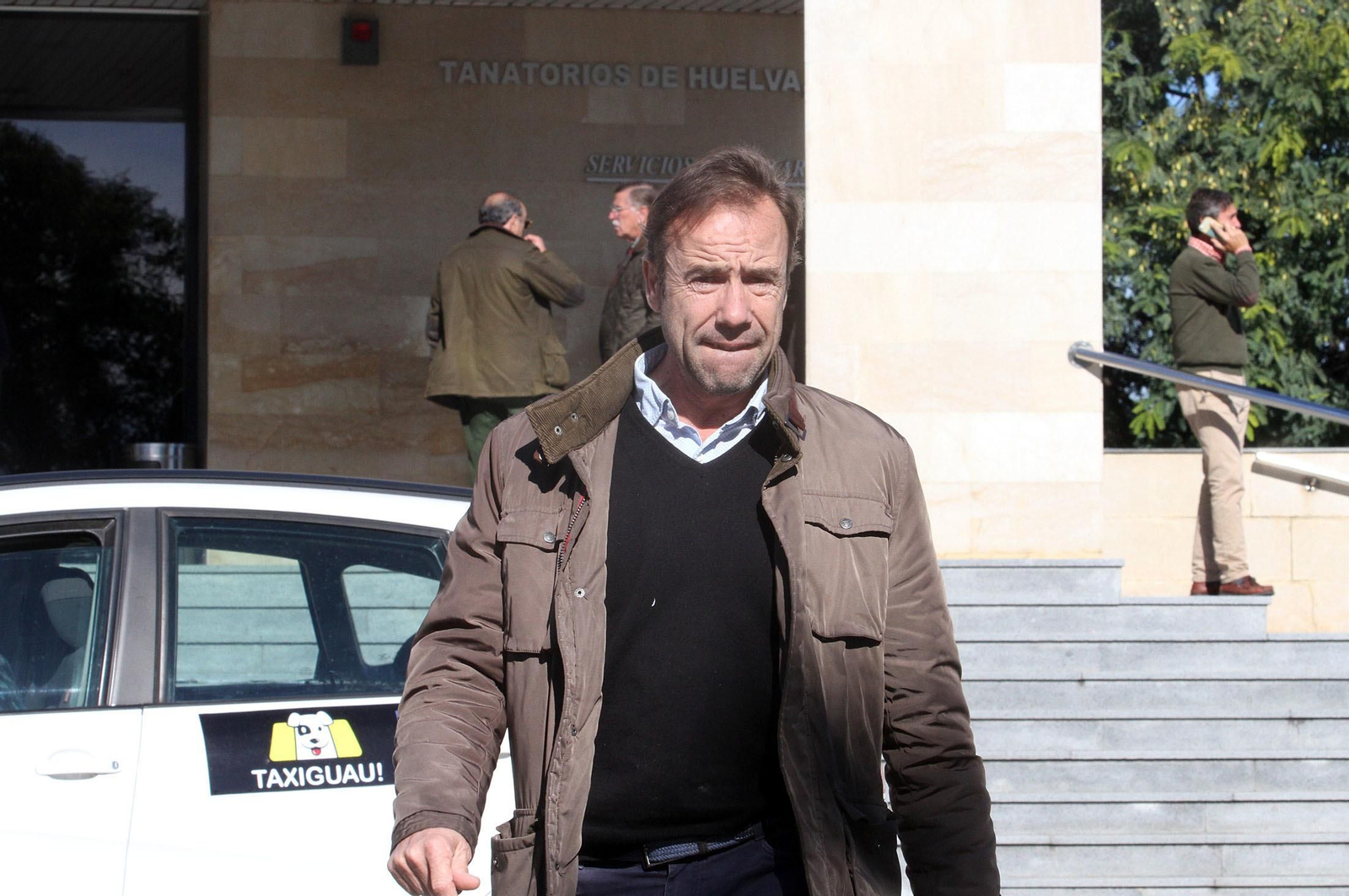 Condolencias a la familia García Palacios durante la mañana en el tanatorio, en imágenes