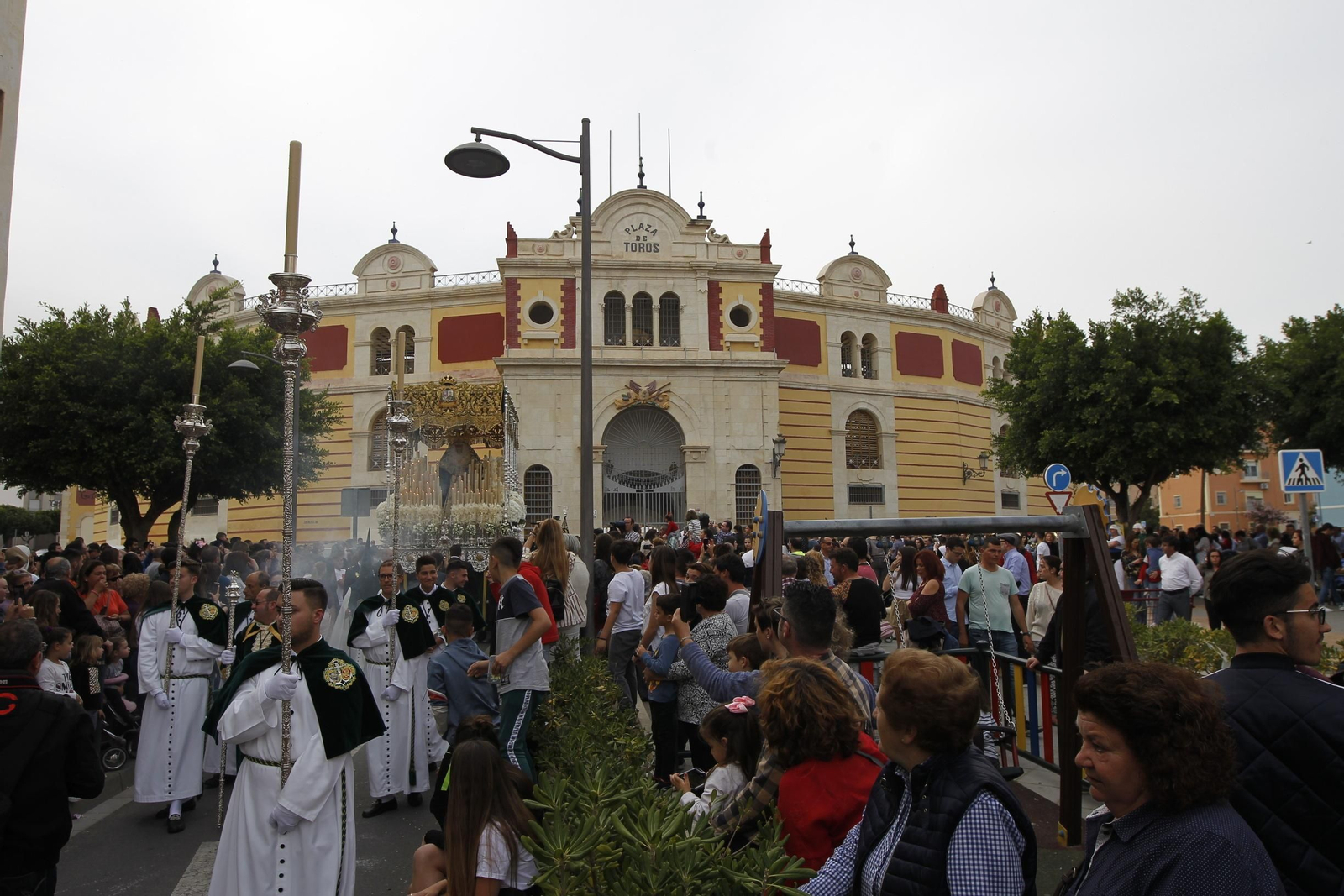 Imágenes de la Procesión de la Macarena. Semana Santa Almería 2019