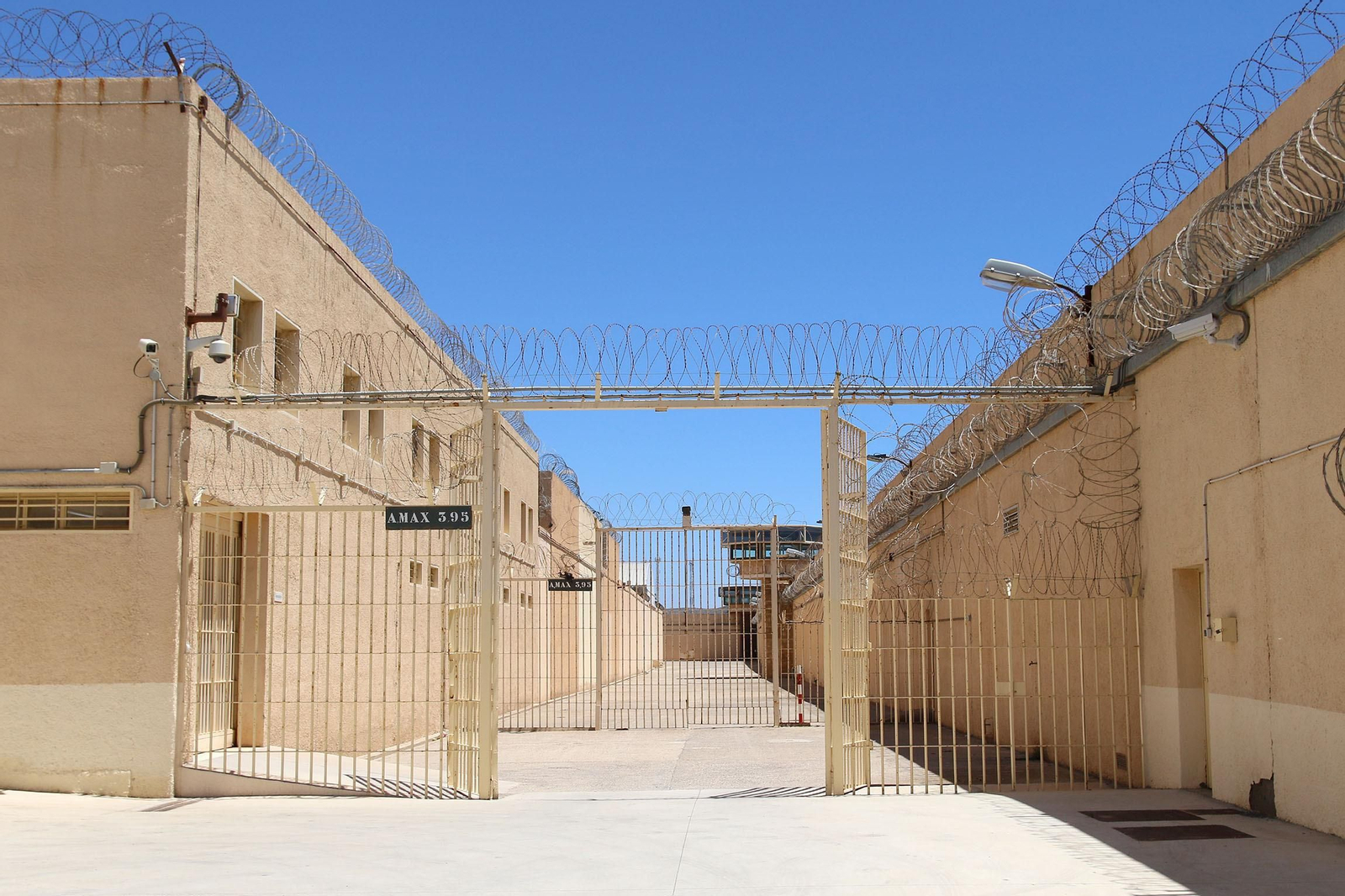Centro Penitenciario El Acebuche de Almería. Centro Penitenciario El Acebuche de Almería.