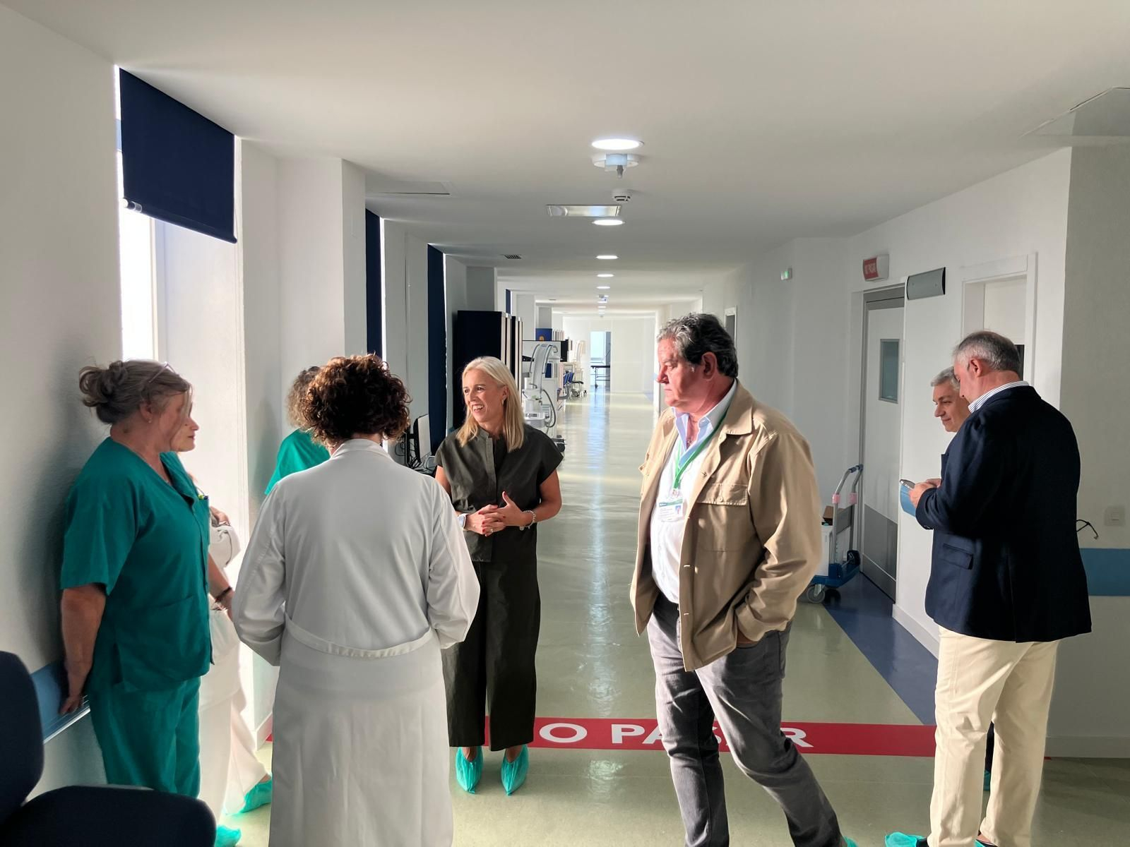 Zona de entrada de pacientes a los quirófanos del hospital de San Carlos, en San Fernando