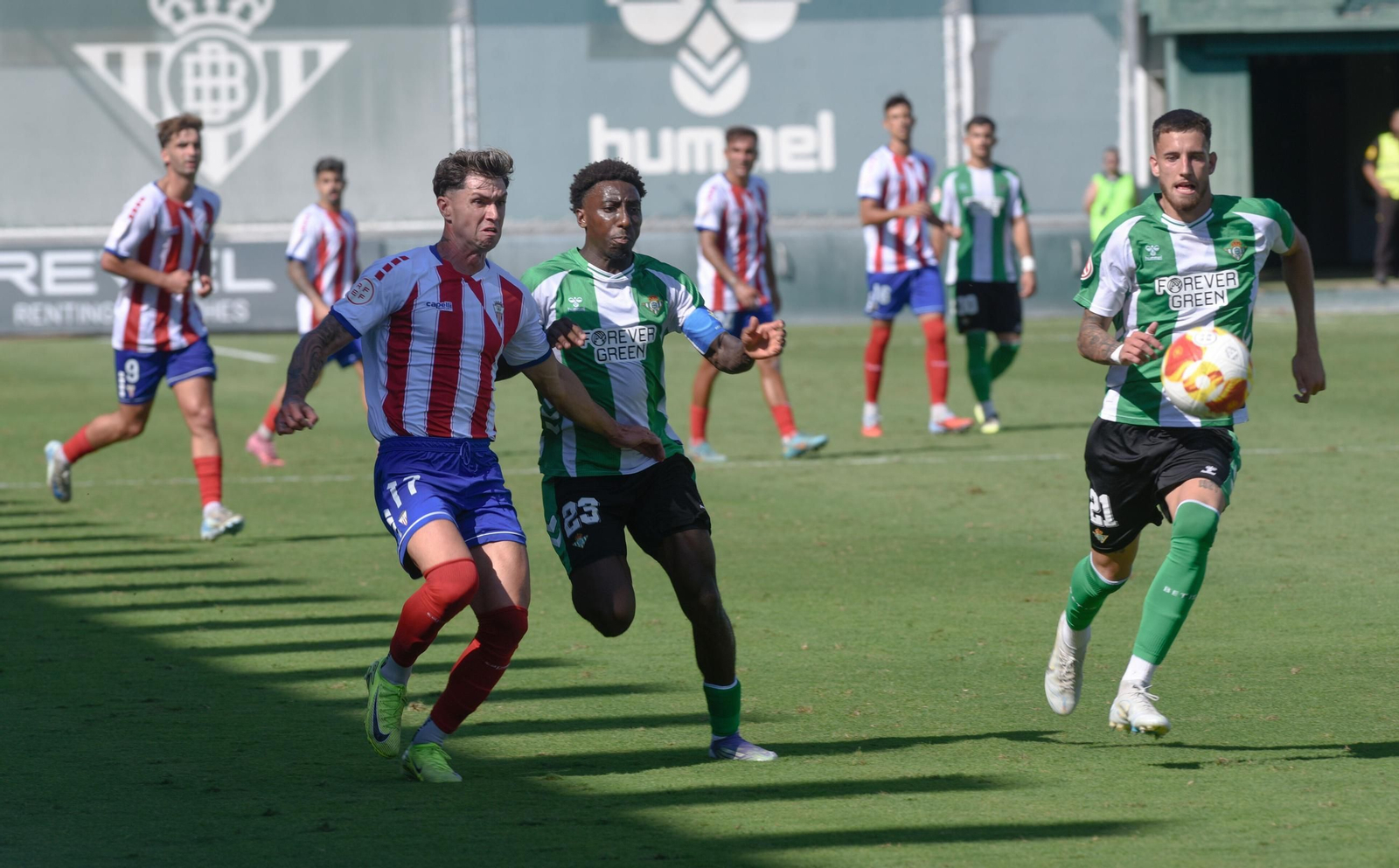Las mejores fotos del Betis Deportivo - Algeciras CF de Primera Federación