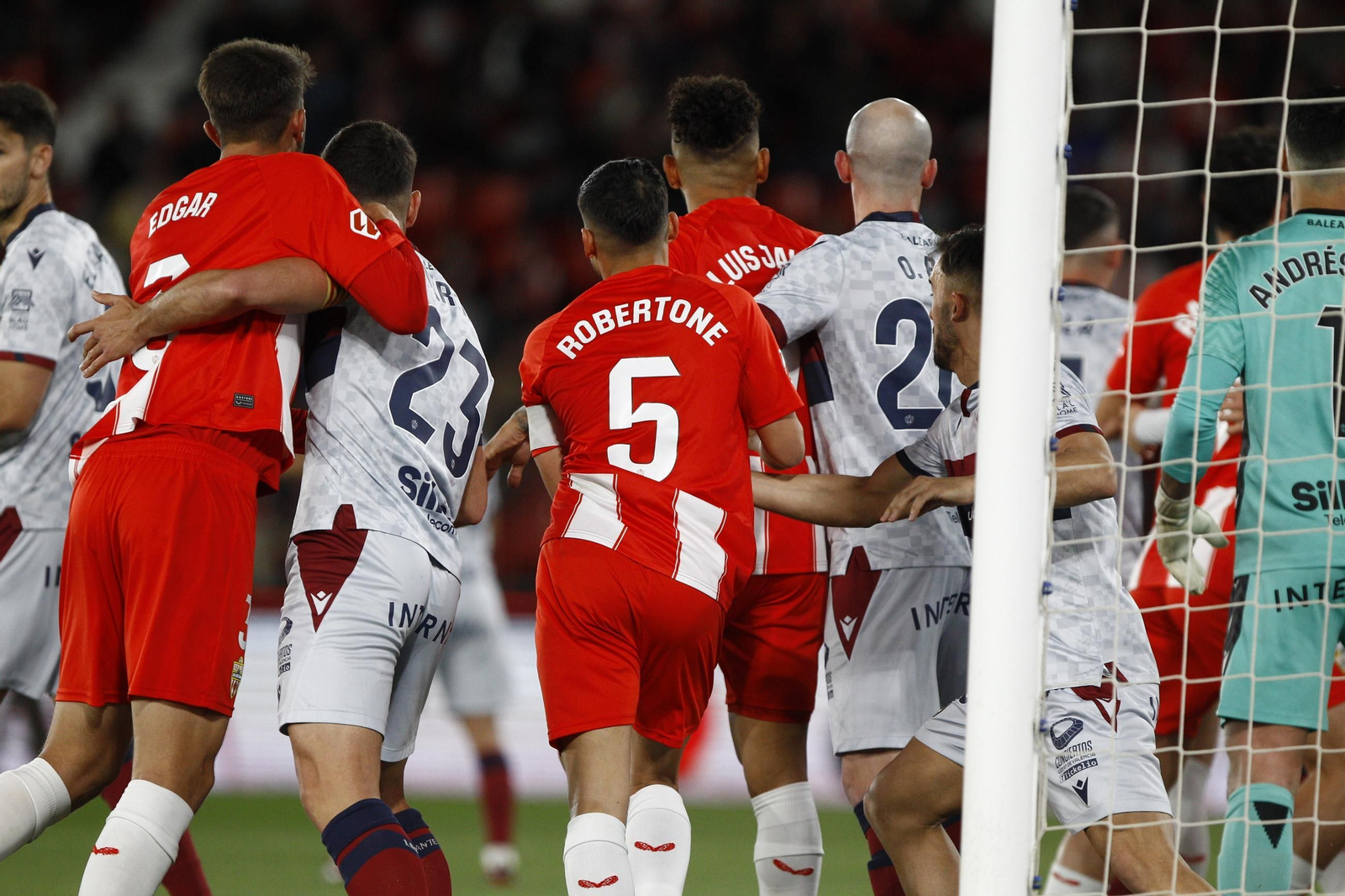 Las mejores imágenes del partido U.D. Almería-Levante U.D.