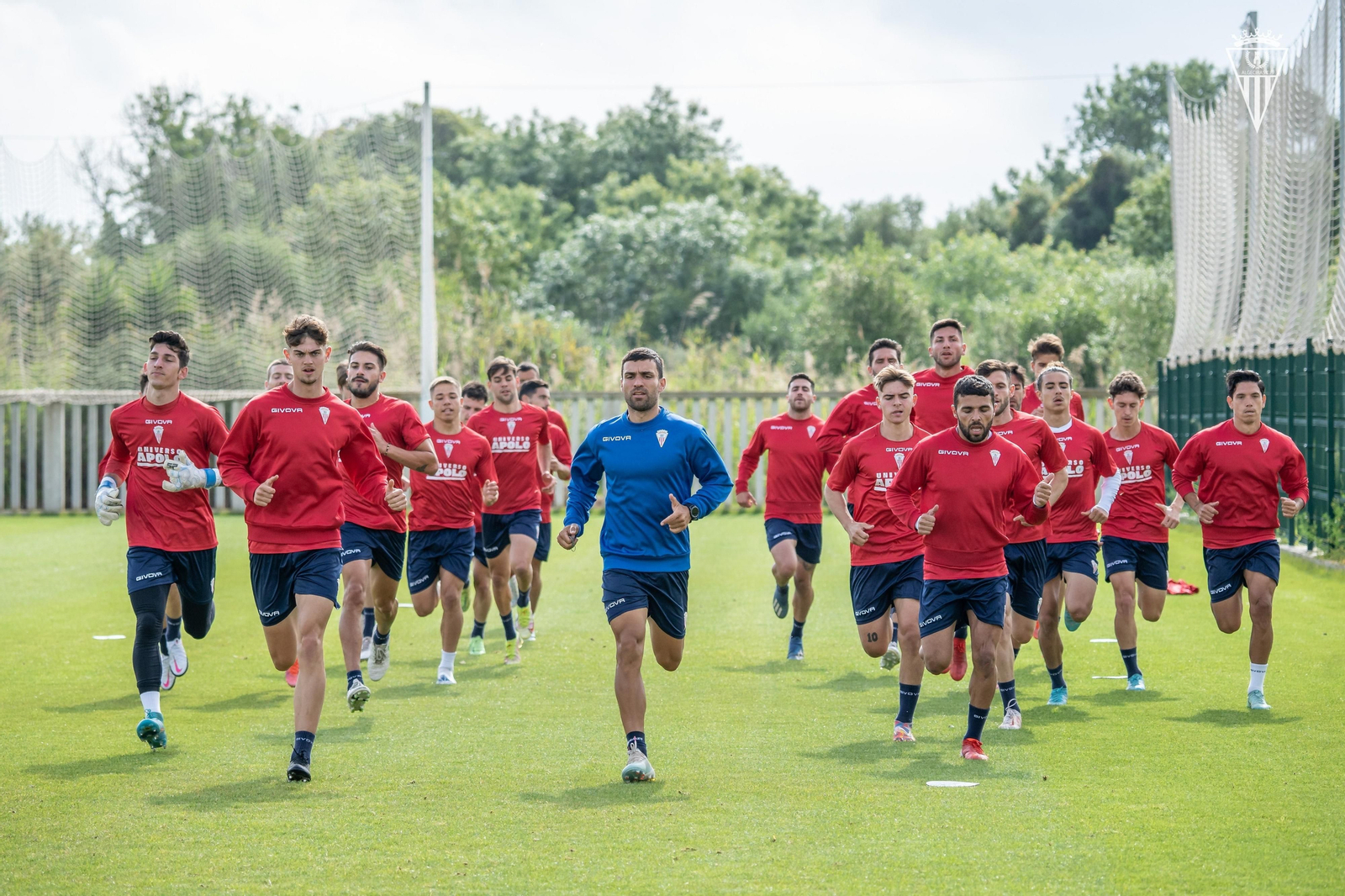 El Algeciras se ejercita en los anexos del Nuevo Mirador.