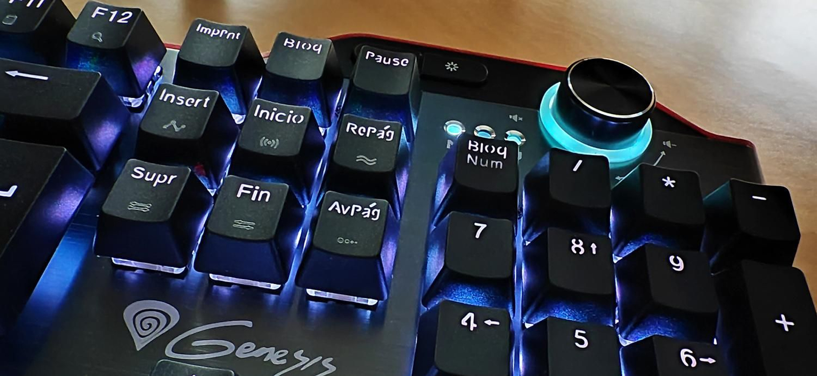 Teclado gaming Genesis RX85 RGB