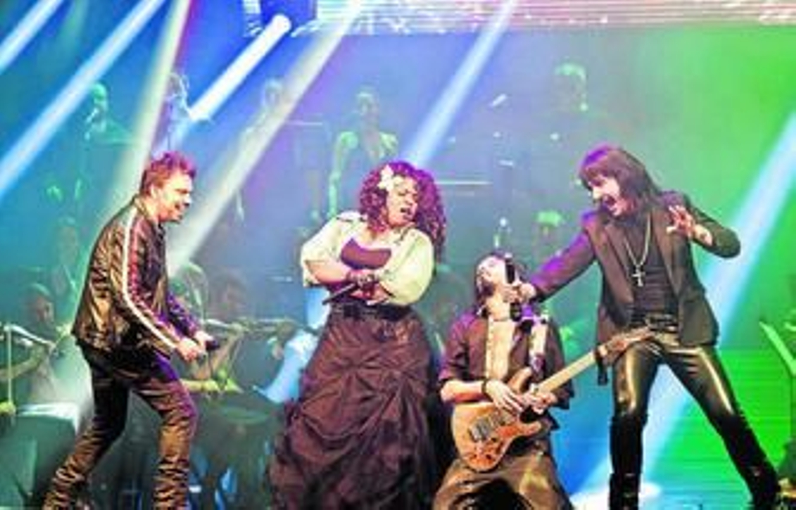 Durante más de dos horas sonaran las grandes canciones de Queen en Roquetas.