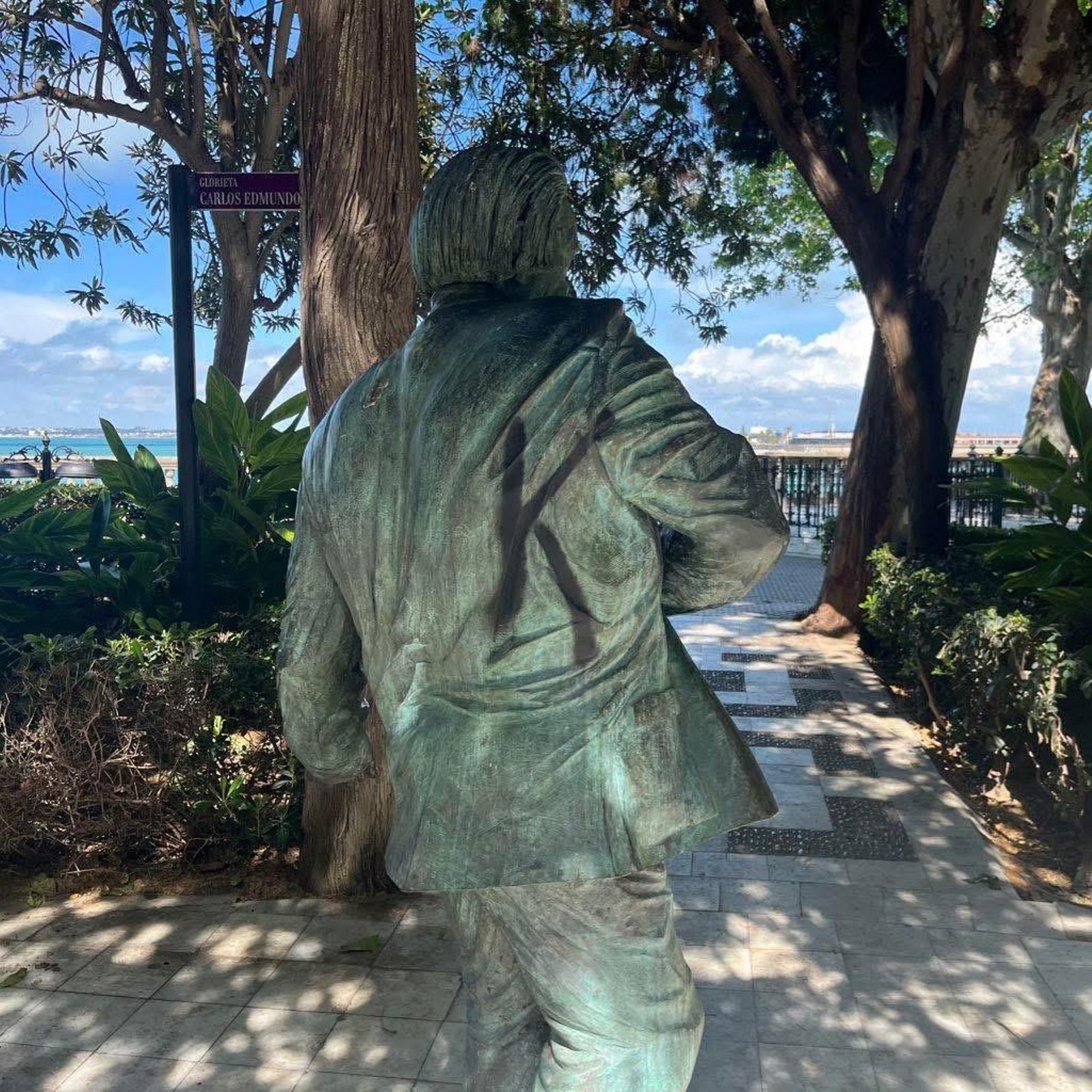 Obra de algún analfabeto